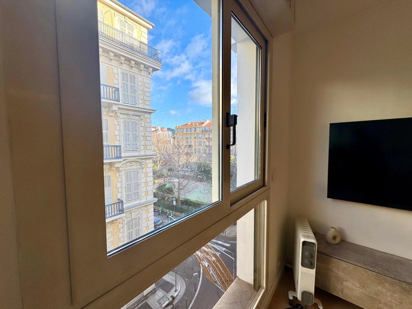 NICE - WILSON - 2 PIECES