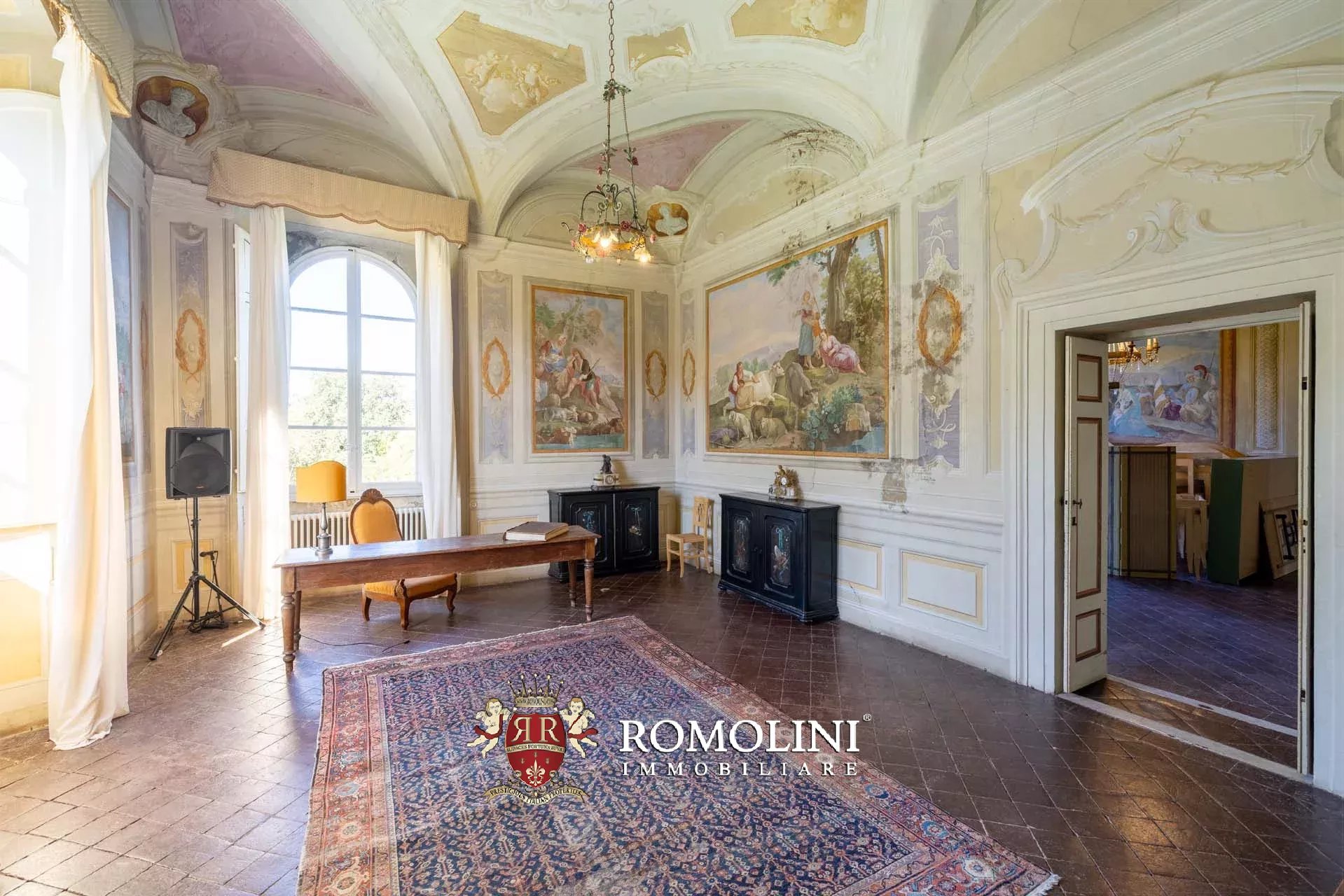 14 Bedroom Villa/Townhouse's Image 27