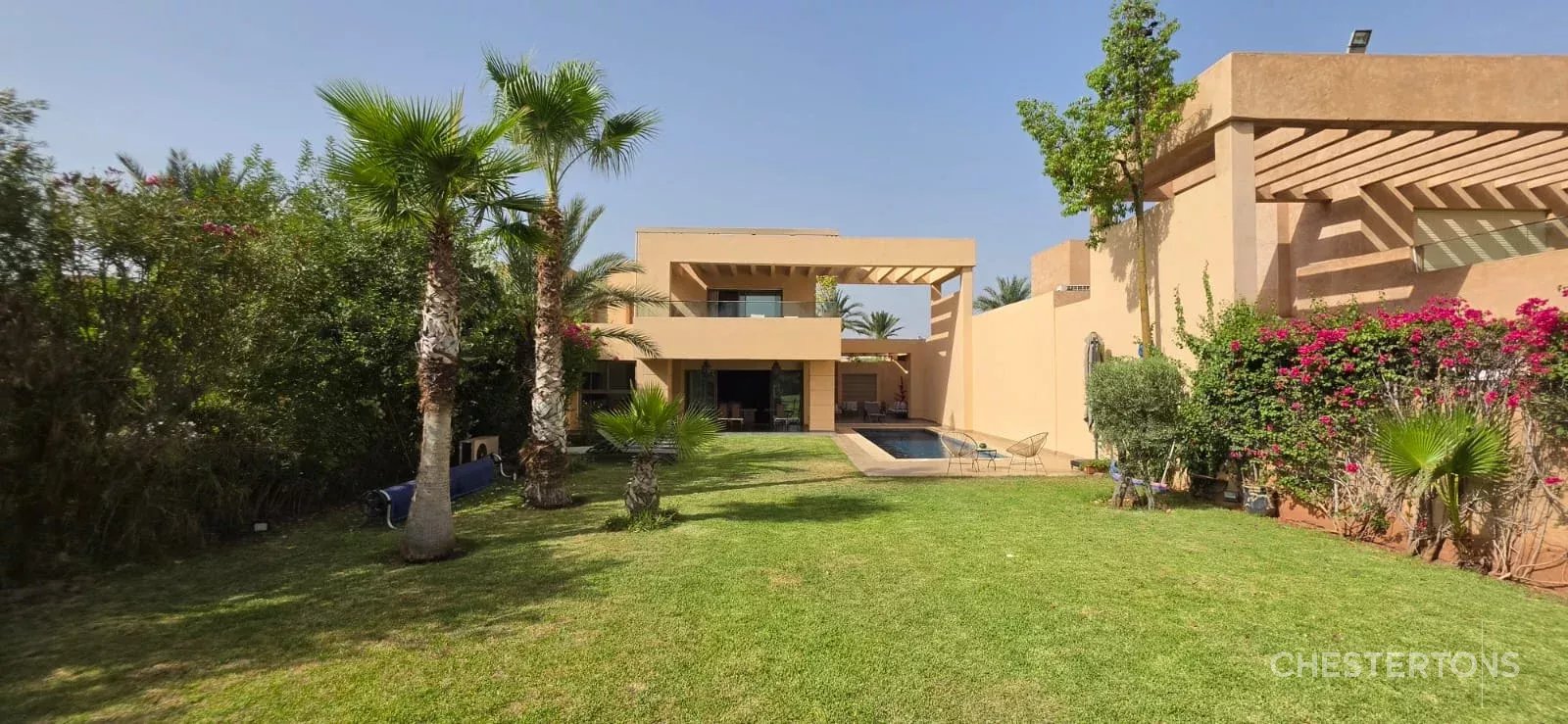 Image of Villa - 6 Bedrooms for Sale in Marrakech-Ménara-Marrakech-Morocco, Image 1