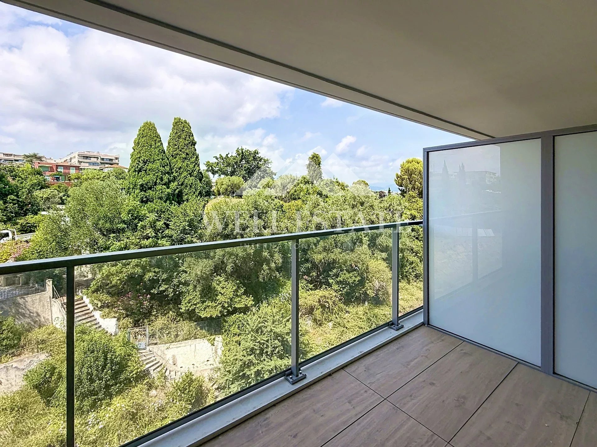Appartement 1 pièce 32 m² · à Saint-Laurent-du-Var · 32 m² · 255 000 €