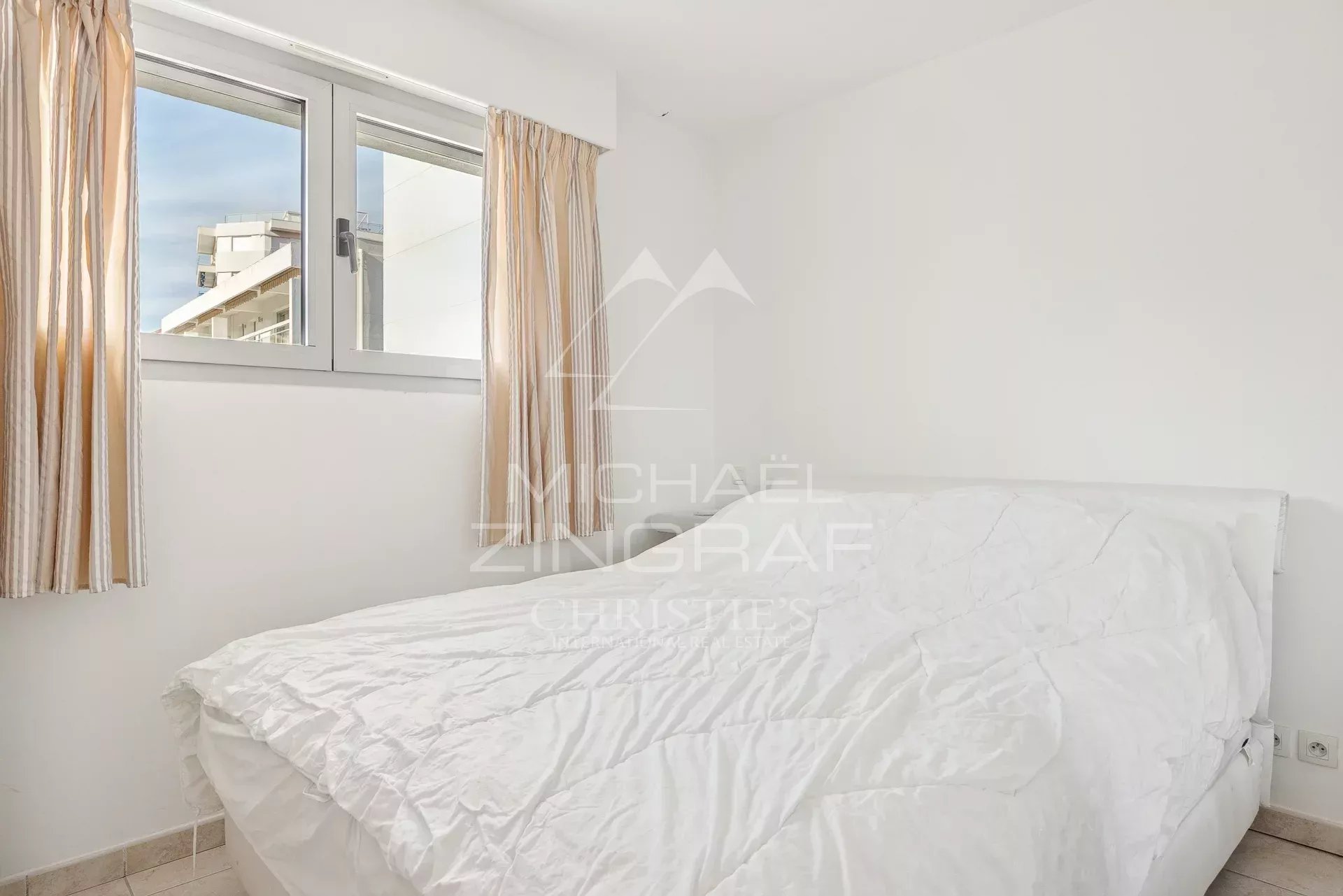 2 Bedroom Apartment/Flat's Image 9