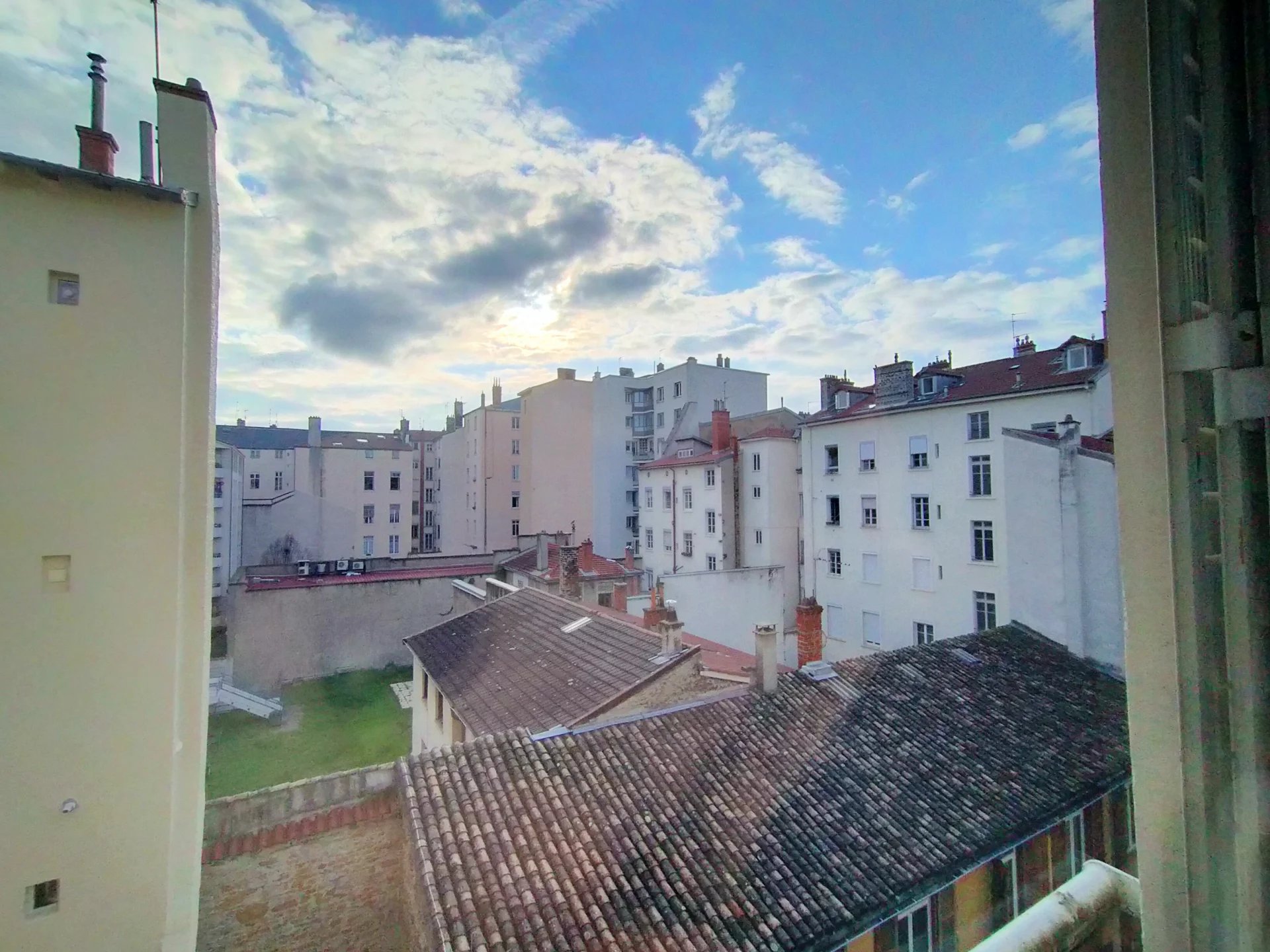 84468816 Location Lyon 6ème