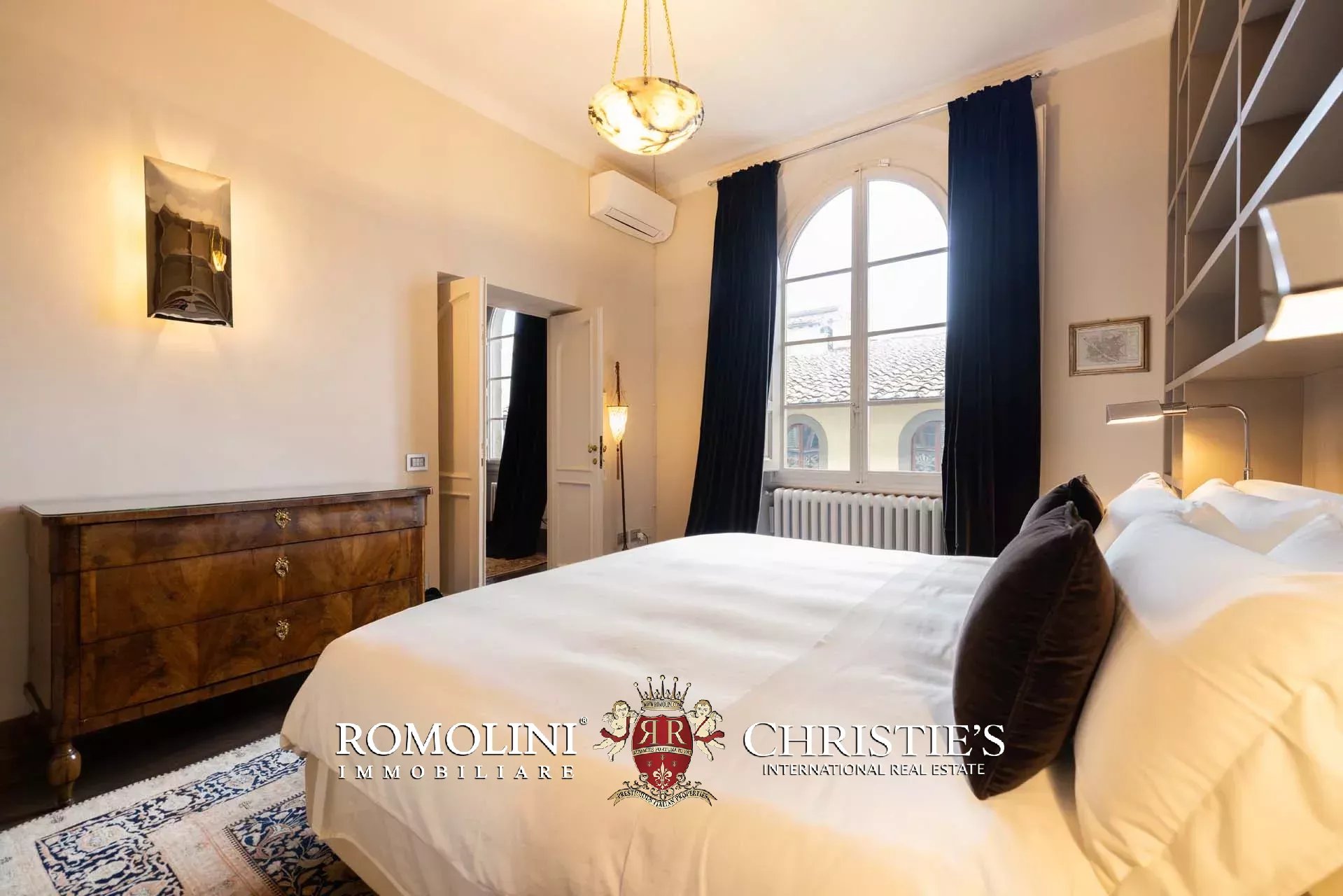 16 Bedroom Villa/Townhouse's Image 62
