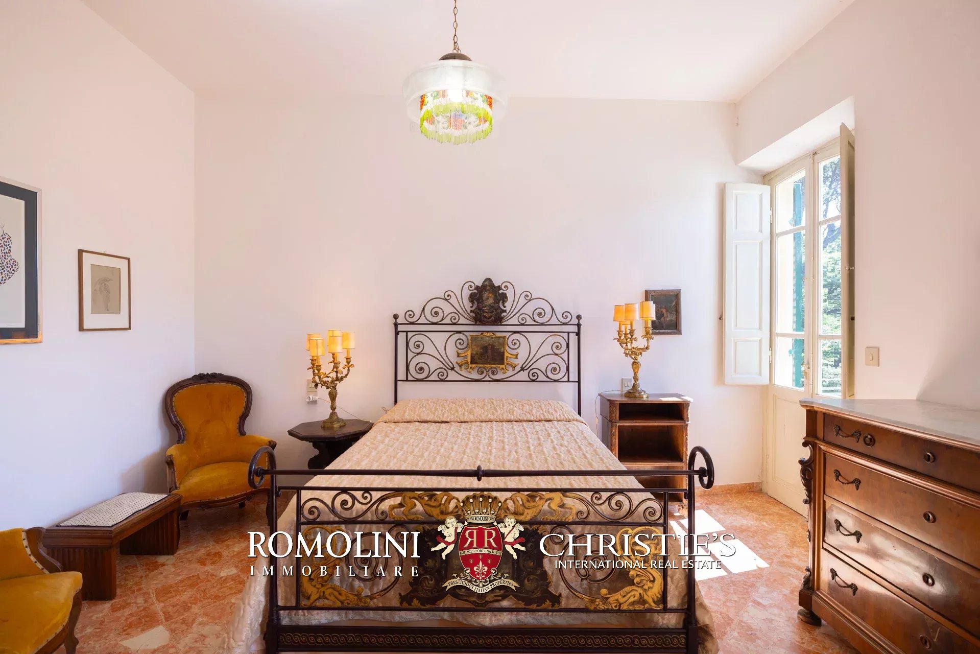 11 Bedroom Villa/Townhouse's Image 52