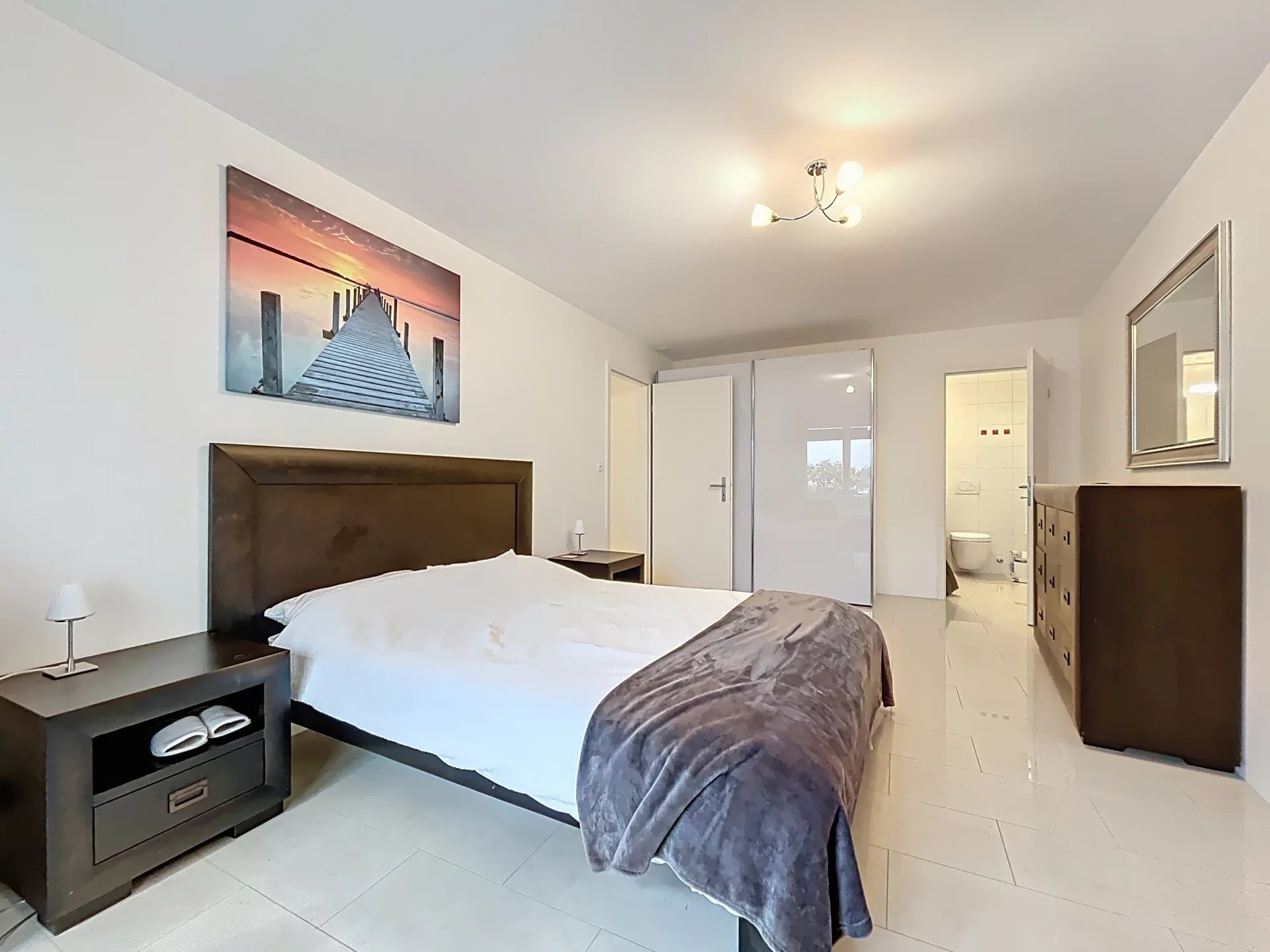 Spacieux 4.5 pièces dans résidence moderne avec balcon et terrasse