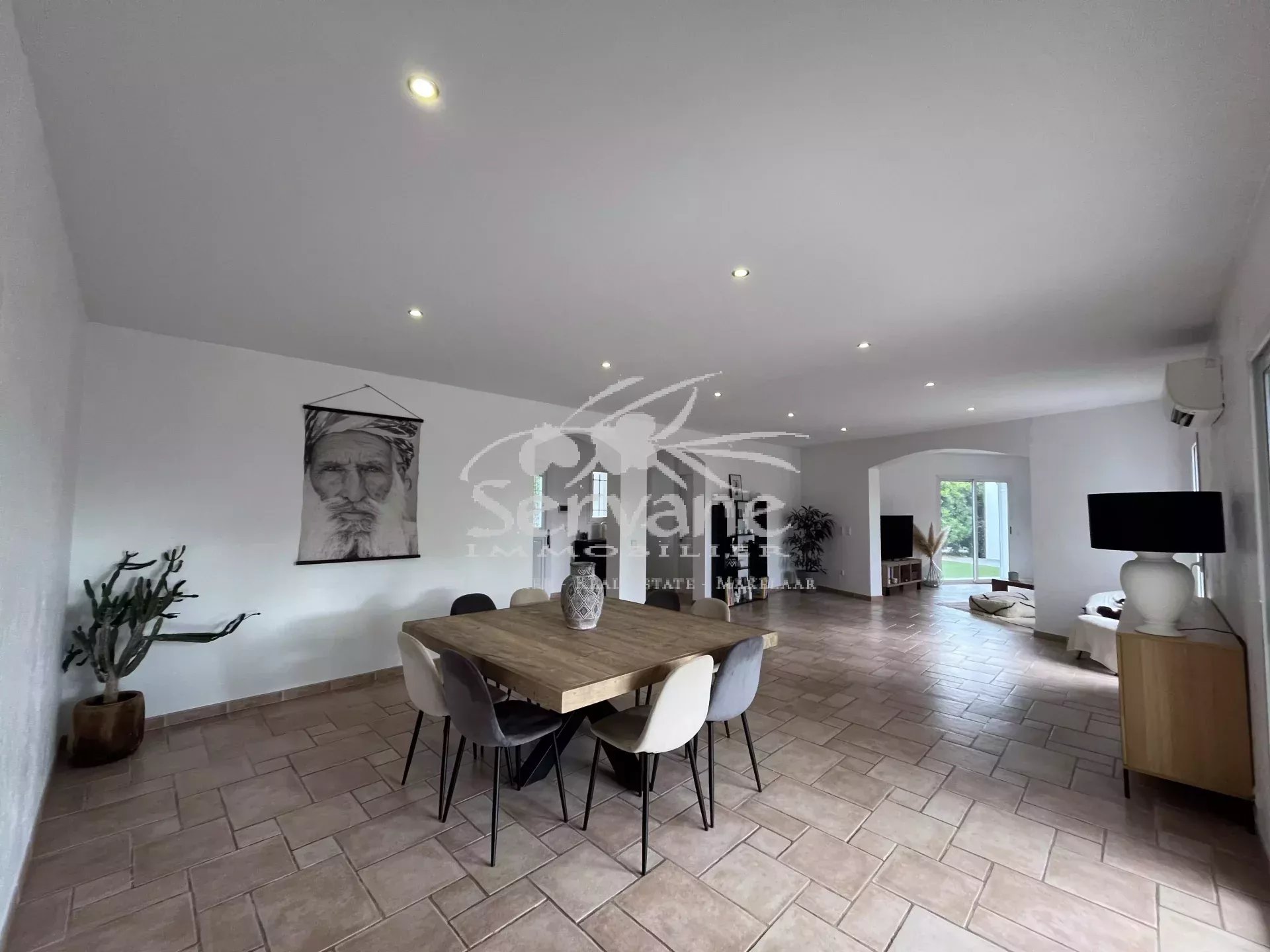 EXCEPTIONAL PROPERTY SALERNES 7 BEDROOMS