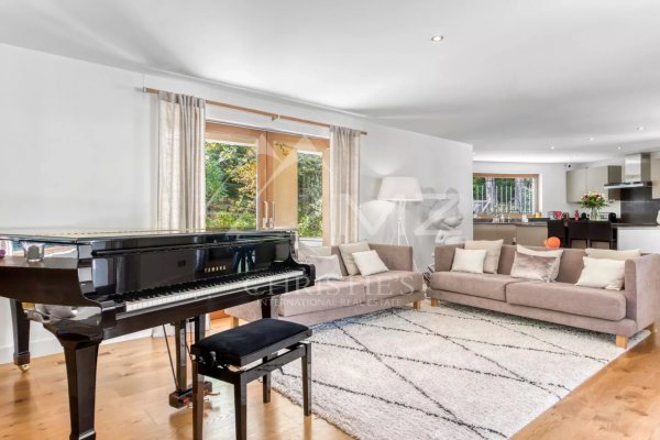 Luxury Villa Mougins | Prestigious 7-Bedroom Family Estate for Sale — photo 7