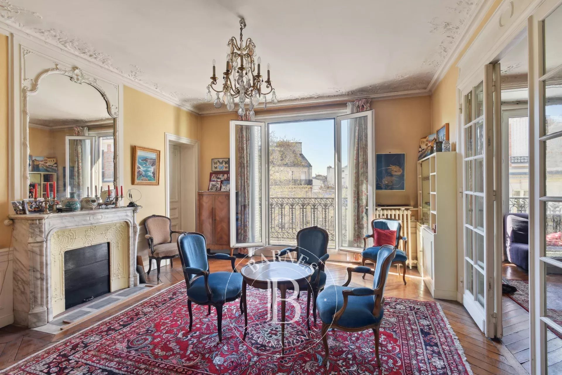Paris 7 - Bac - unobstructed view - 3 bedrooms - picture 4