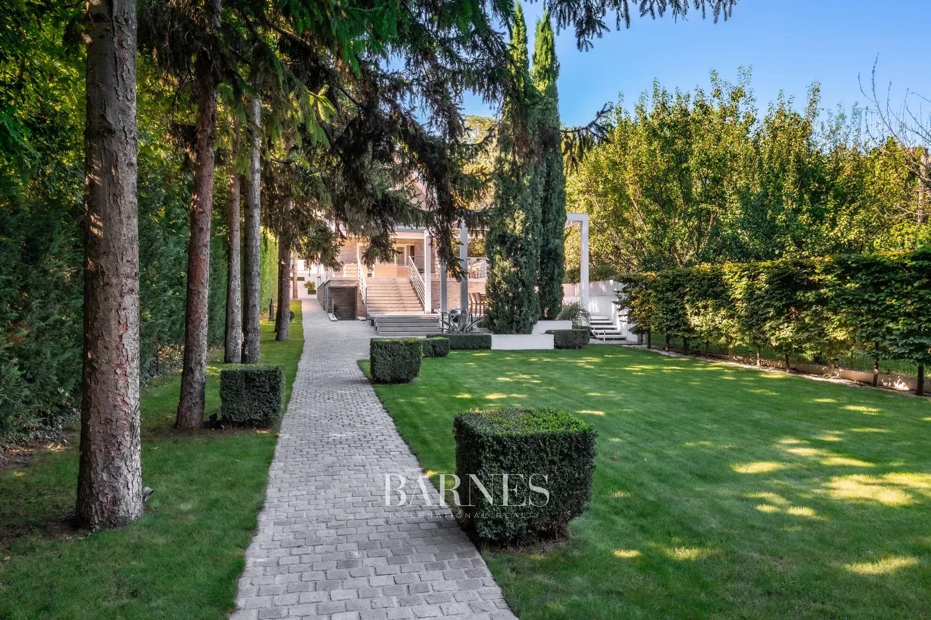 Ev Tihany - picture 4