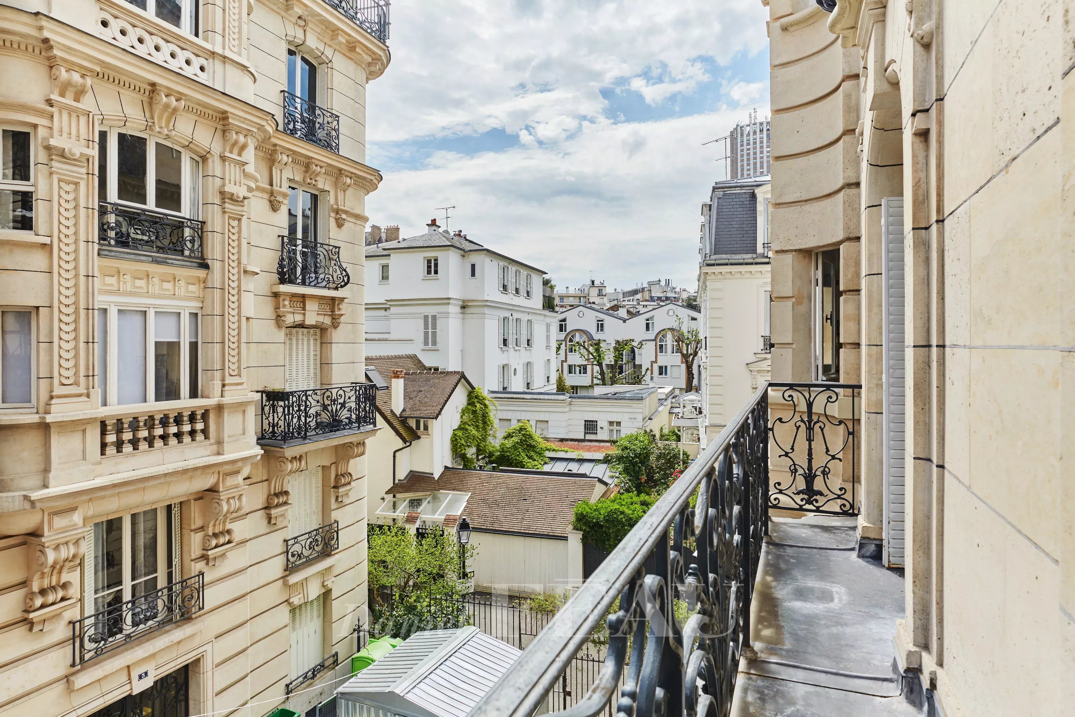 balcon exposé sud-est