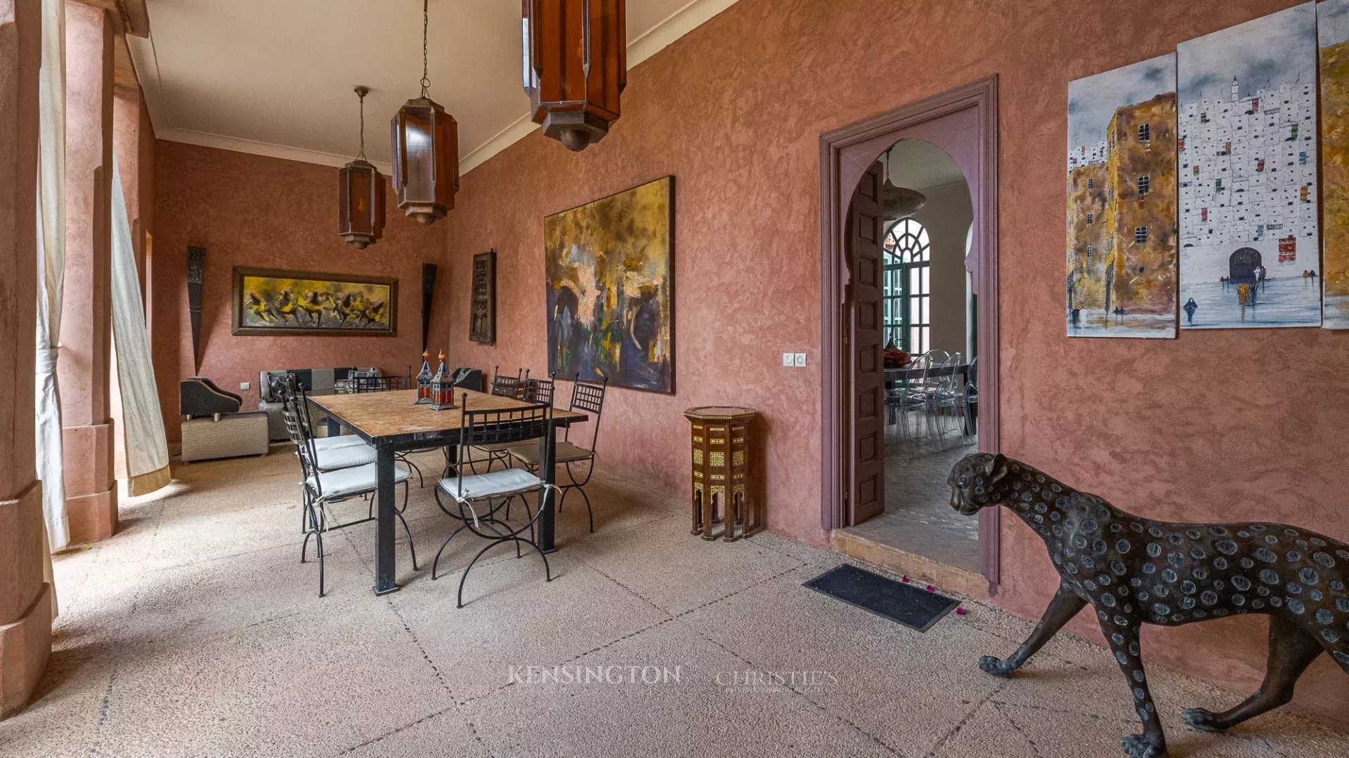 5 Bedroom Villa/Townhouse's Image 33