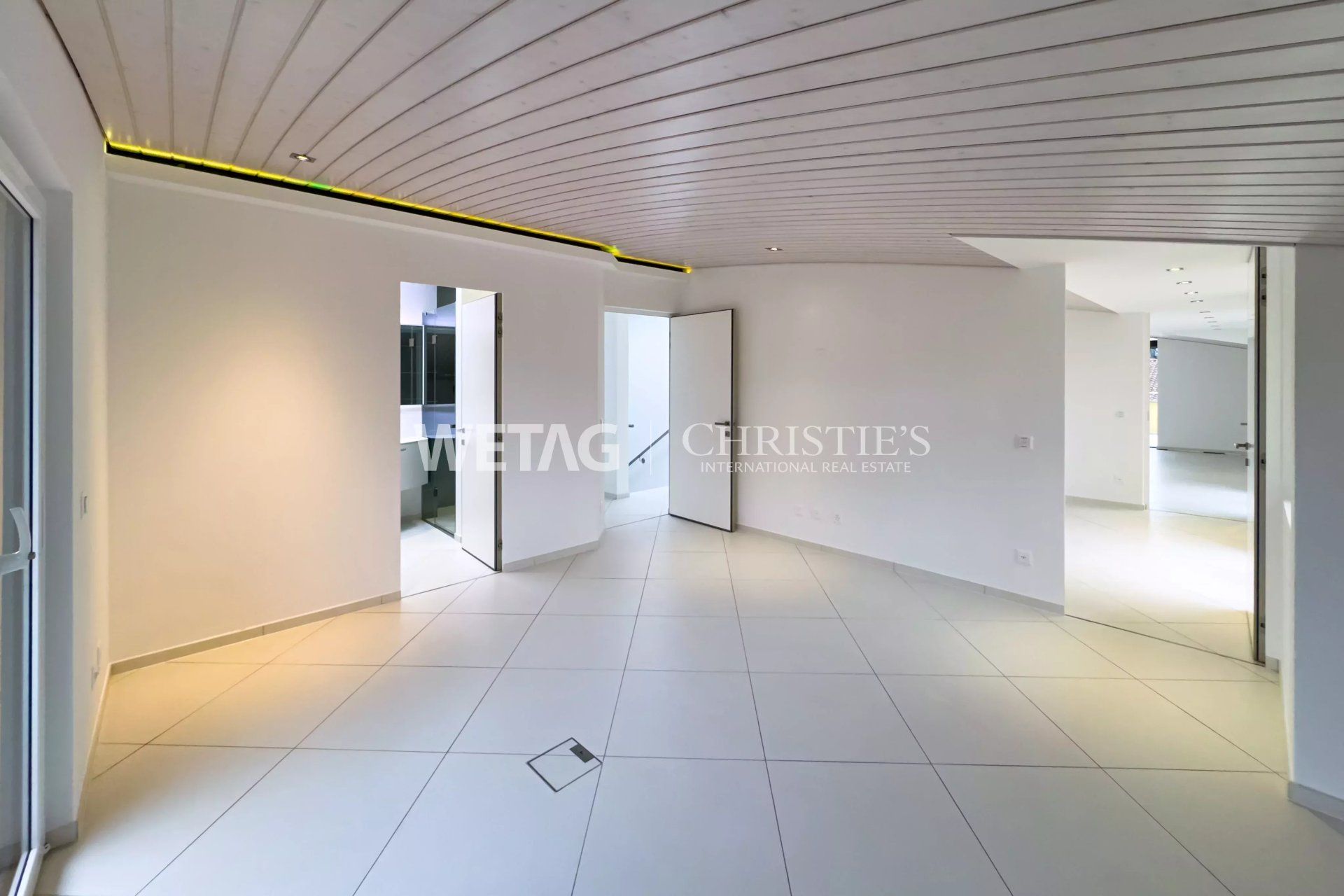 4 Bedroom Apartment/Flat's Image 4