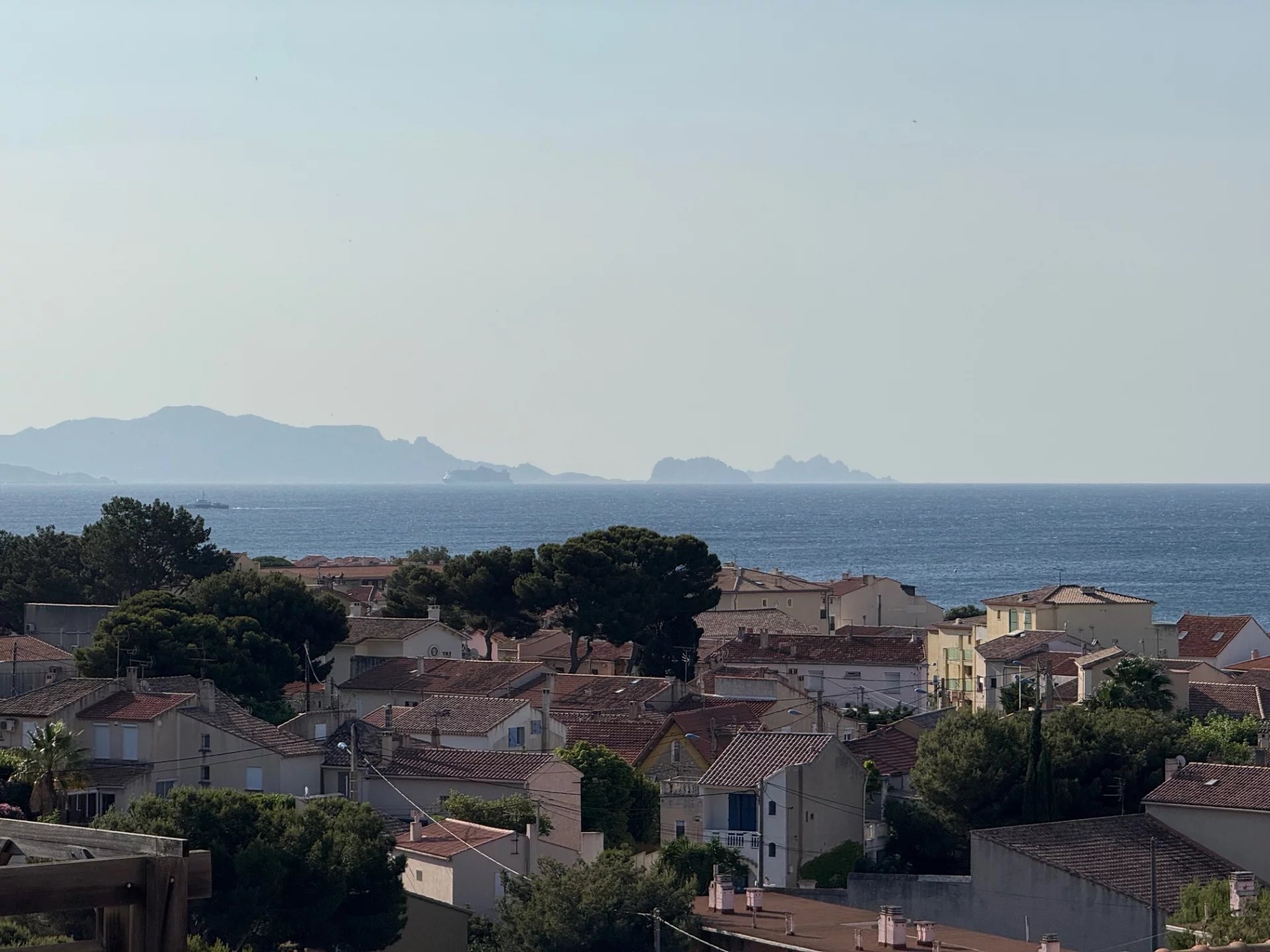 LOCATION NON MEUBLE SAUSSET LES PINS