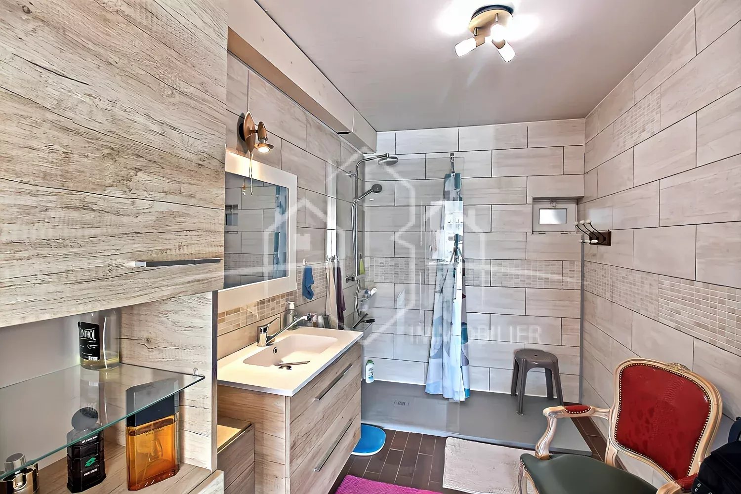 Maison en pierre 161 m² hab, 4 ch avec piscine