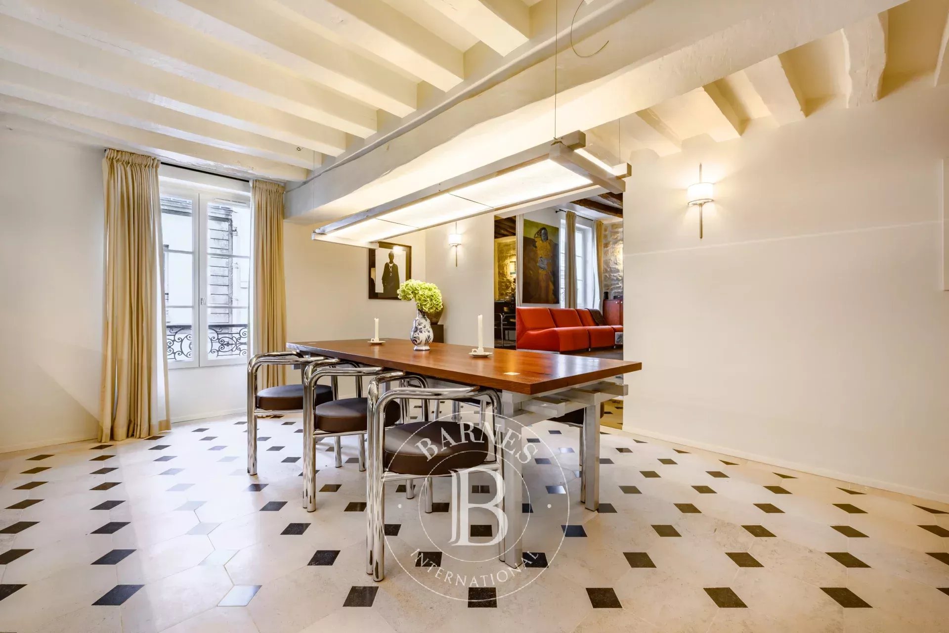 Daire Paris 4ème - picture 6