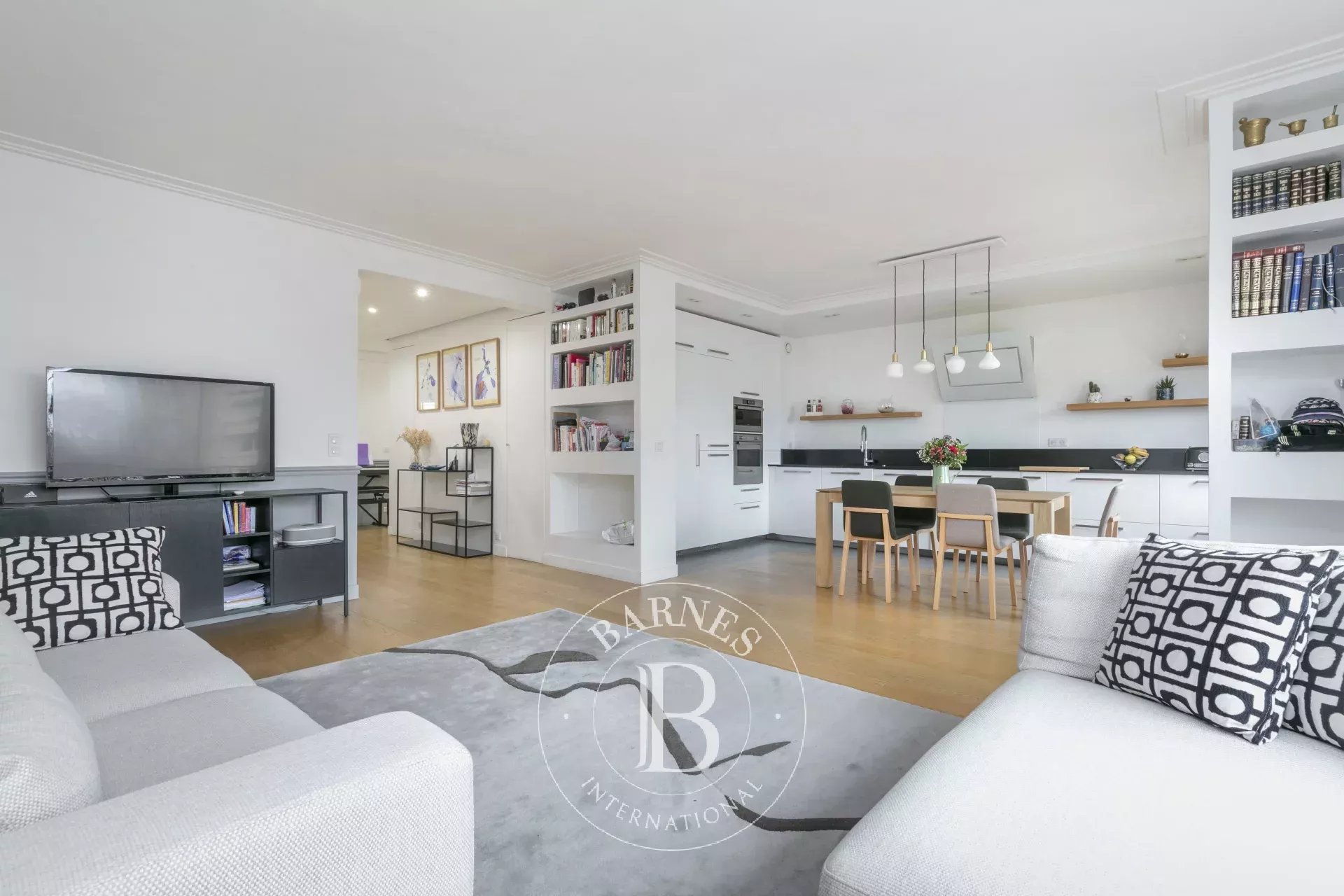 Квартира Neuilly-sur-Seine