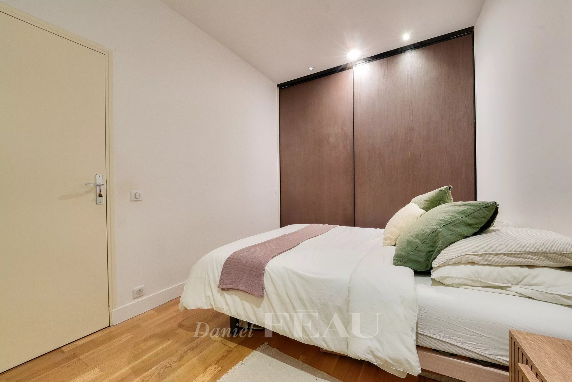 1 Bedroom Apartment/Flat's Image 9
