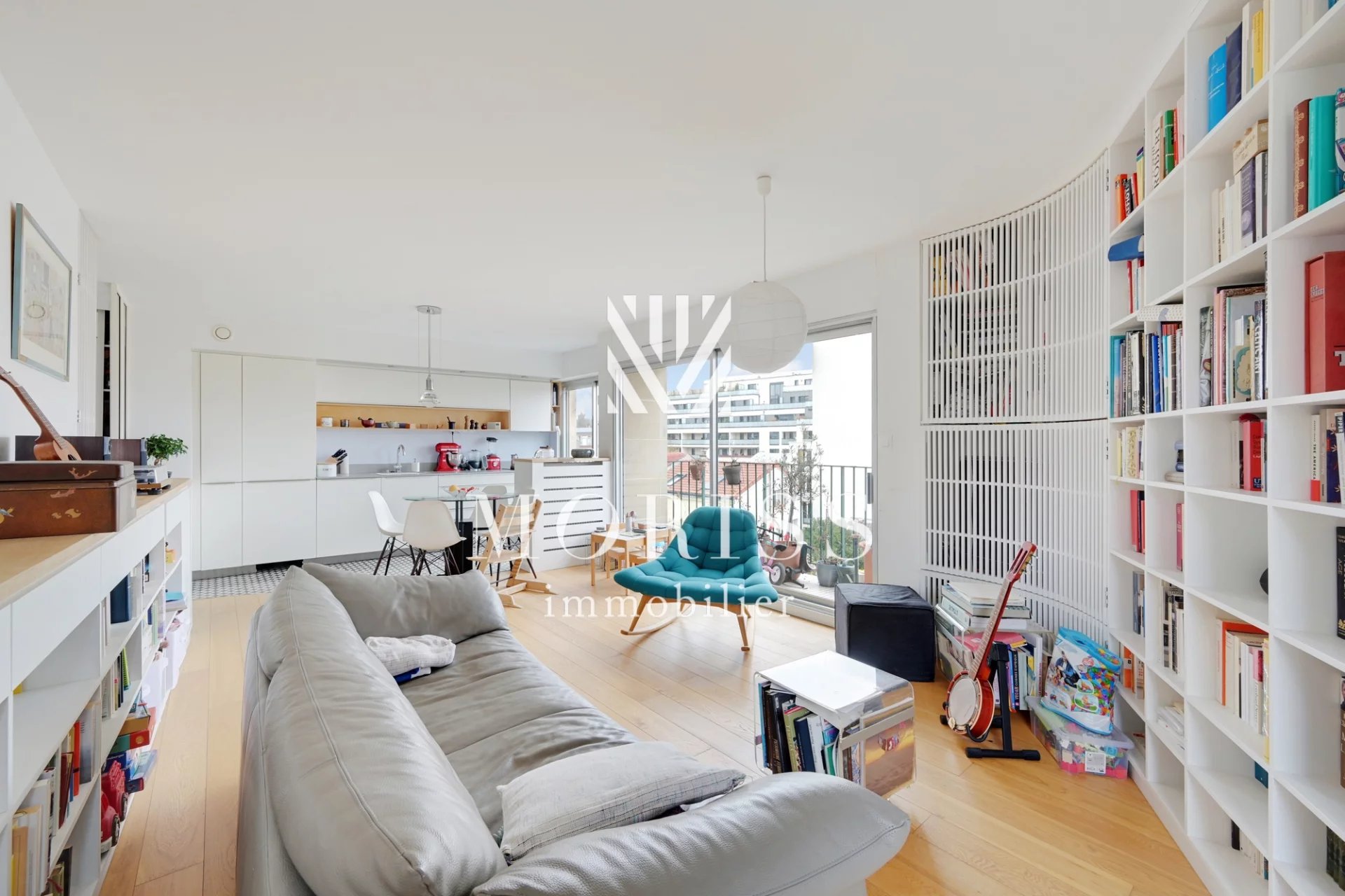 APPARTEMENT 3 PIECES  67 m2 + BALCON 14 m2 - MAIRIE DE MONTREUIL - Image Array