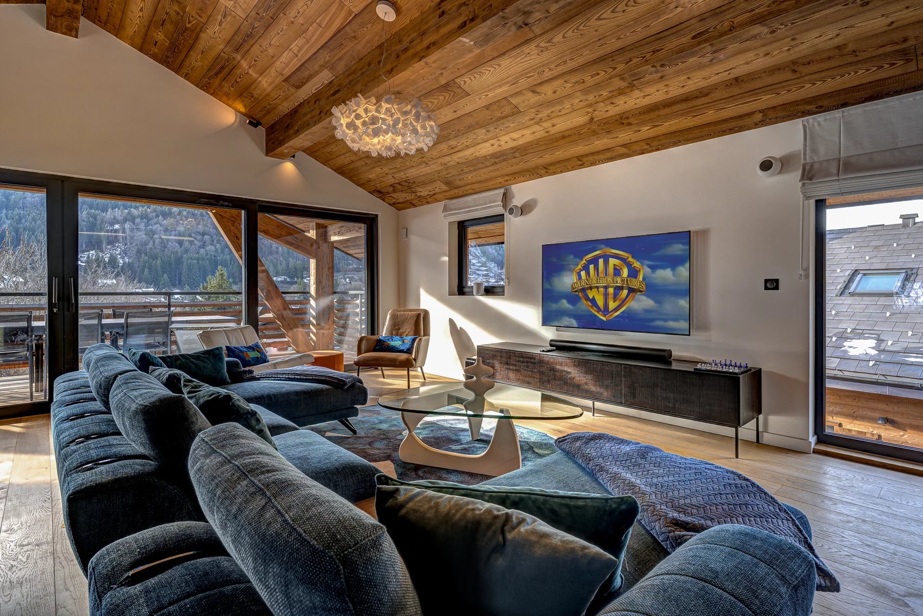 Photo of MONTRIOND - Superb 6-bedroom chalet Montriond