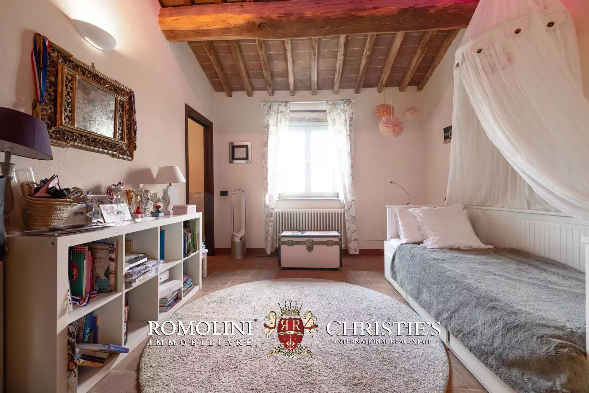 6 Bedroom Villa/Townhouse's Image 61