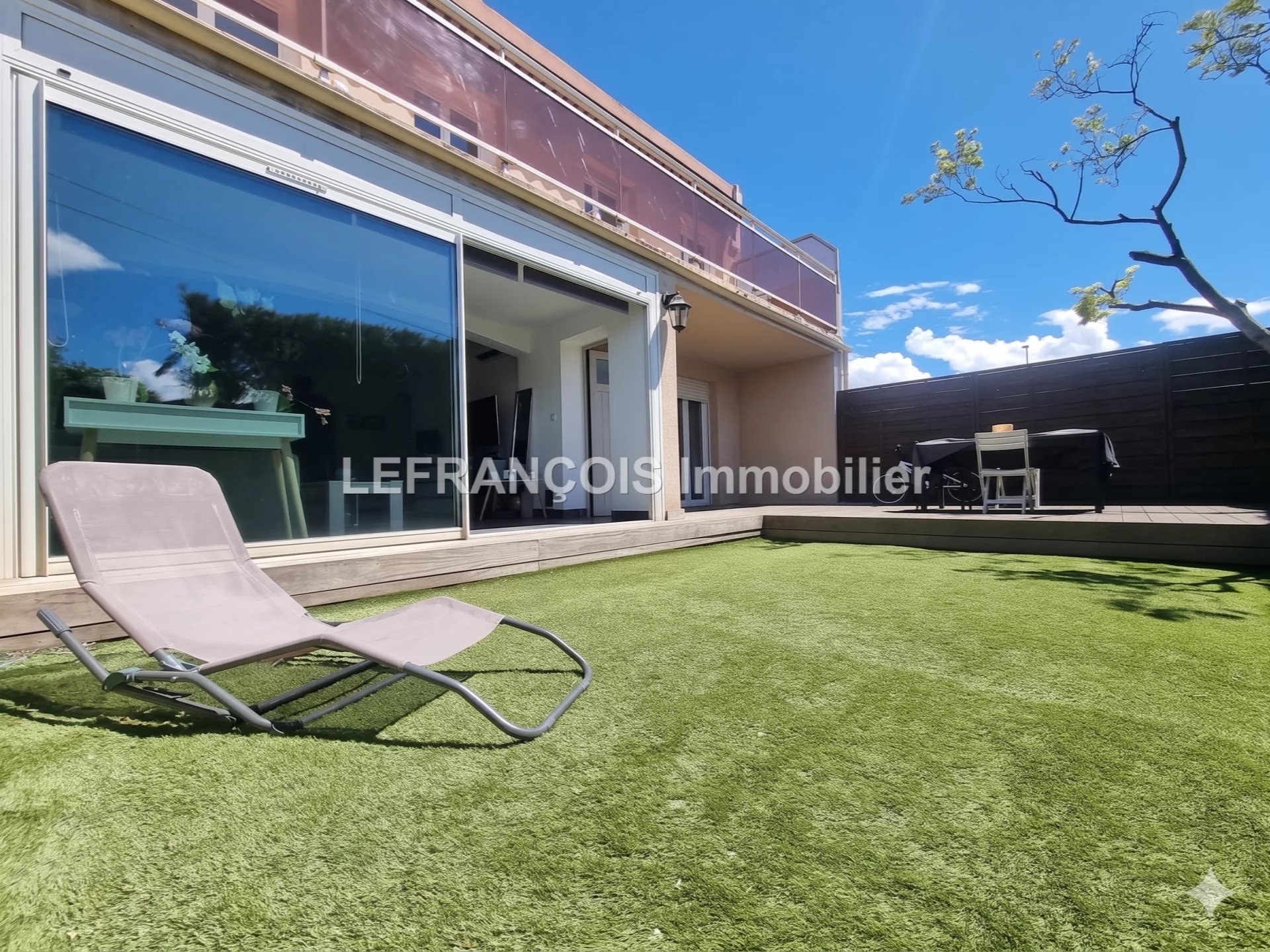 Agence immobilière de 