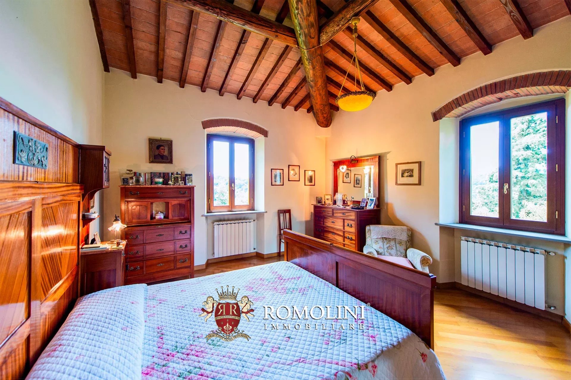 6 Bedroom Villa/Townhouse's Image 33