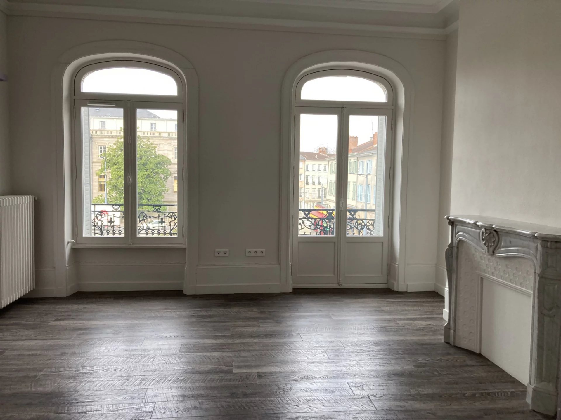 Très beaux bureaux vue dégagée