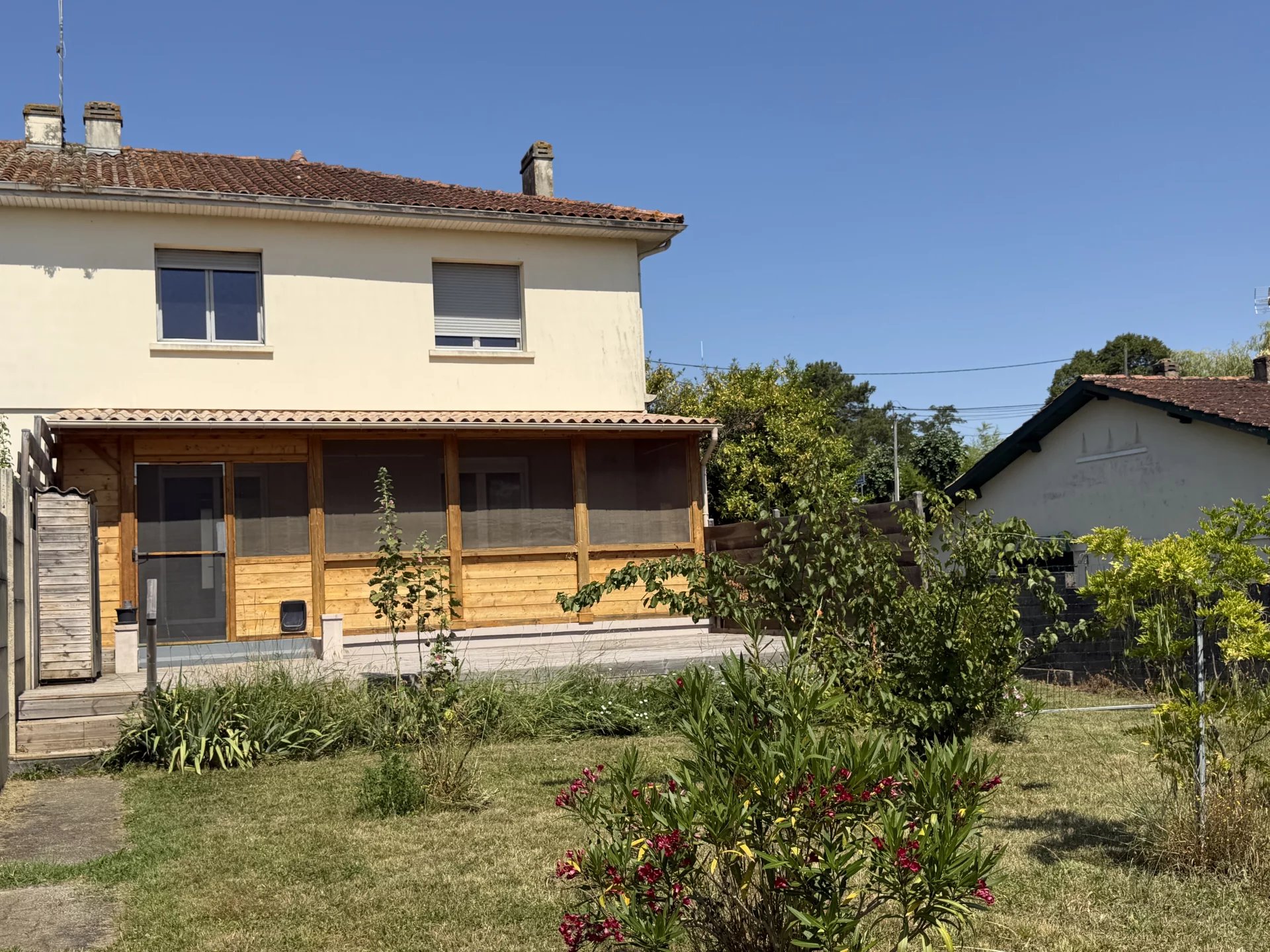 Agence immobilière de ROSER BEATRICE