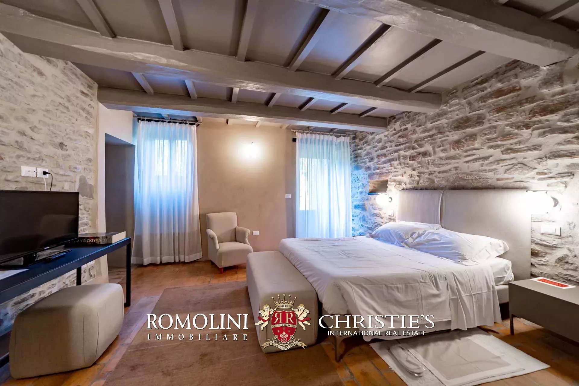 19 Bedroom Villa/Townhouse's Image 46