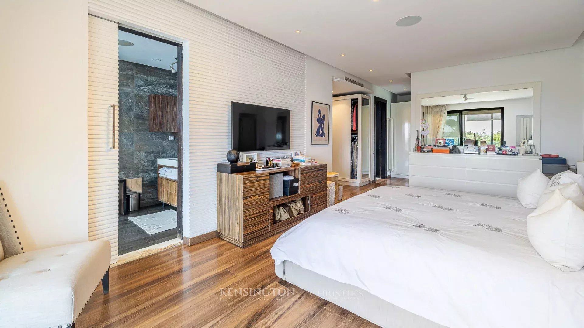 4 Bedroom Villa/Townhouse's Image 15