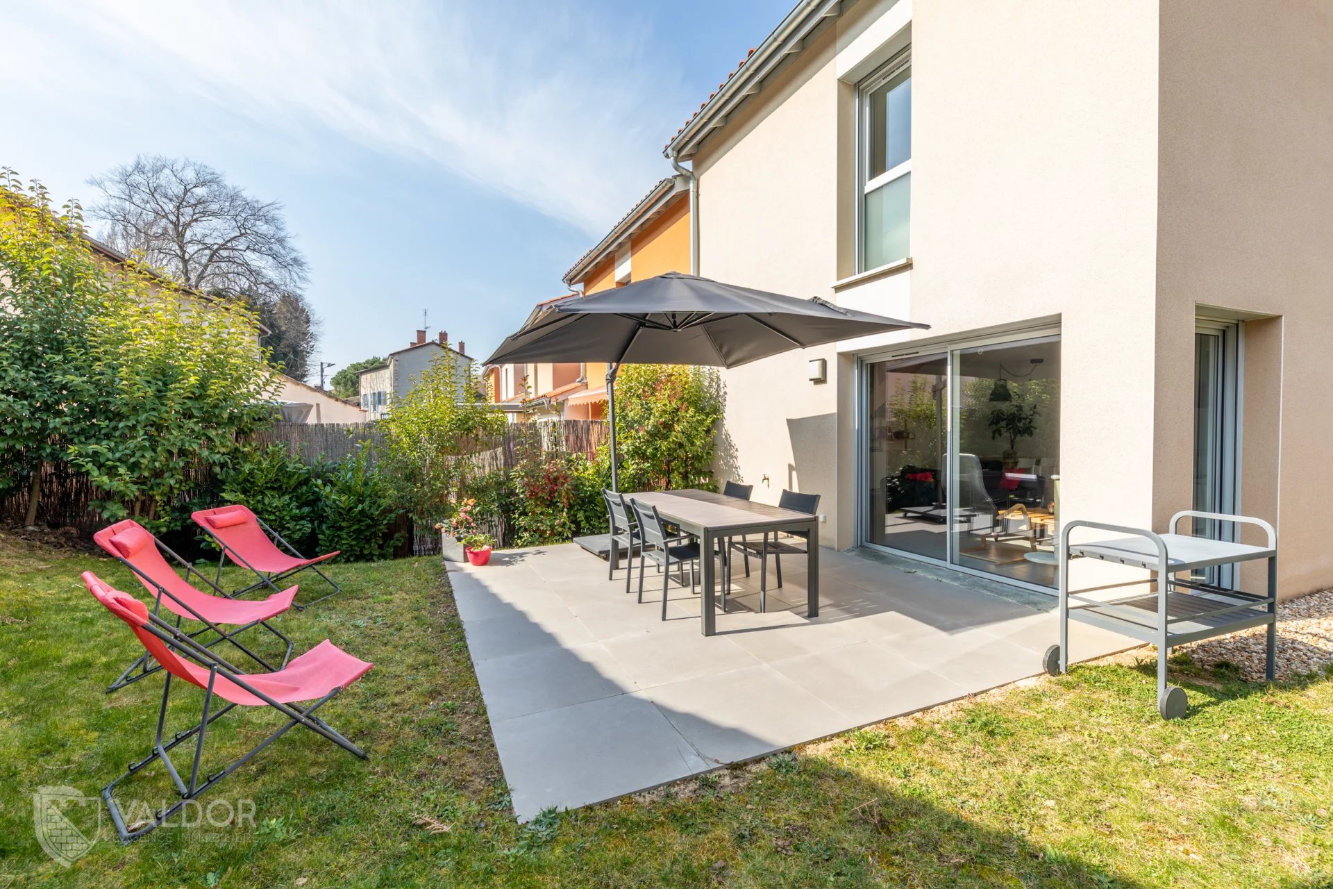 Maison d'environ 93 m² - Parcelle 247 m²