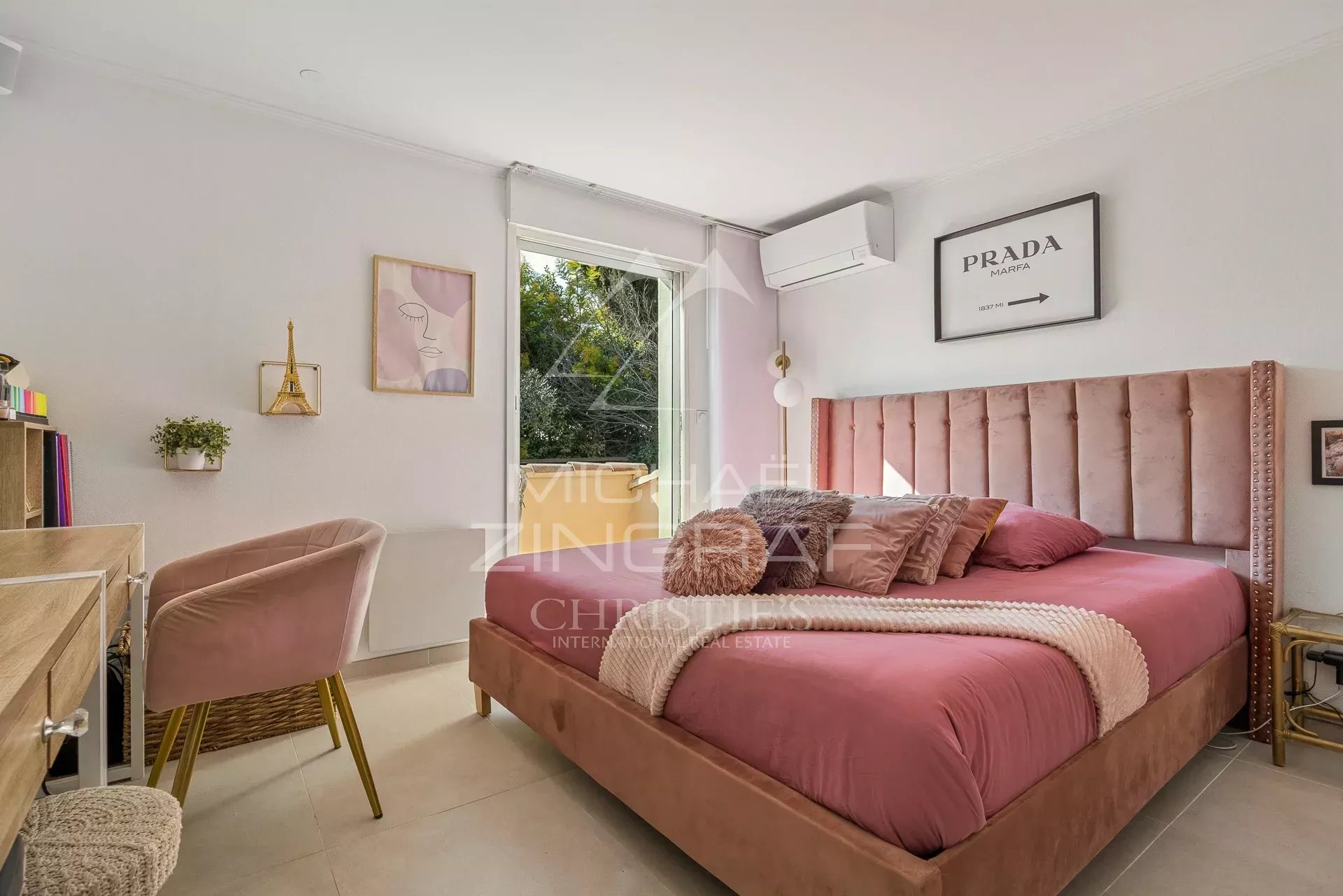 4 Bedroom Villa/Townhouse's Image 4