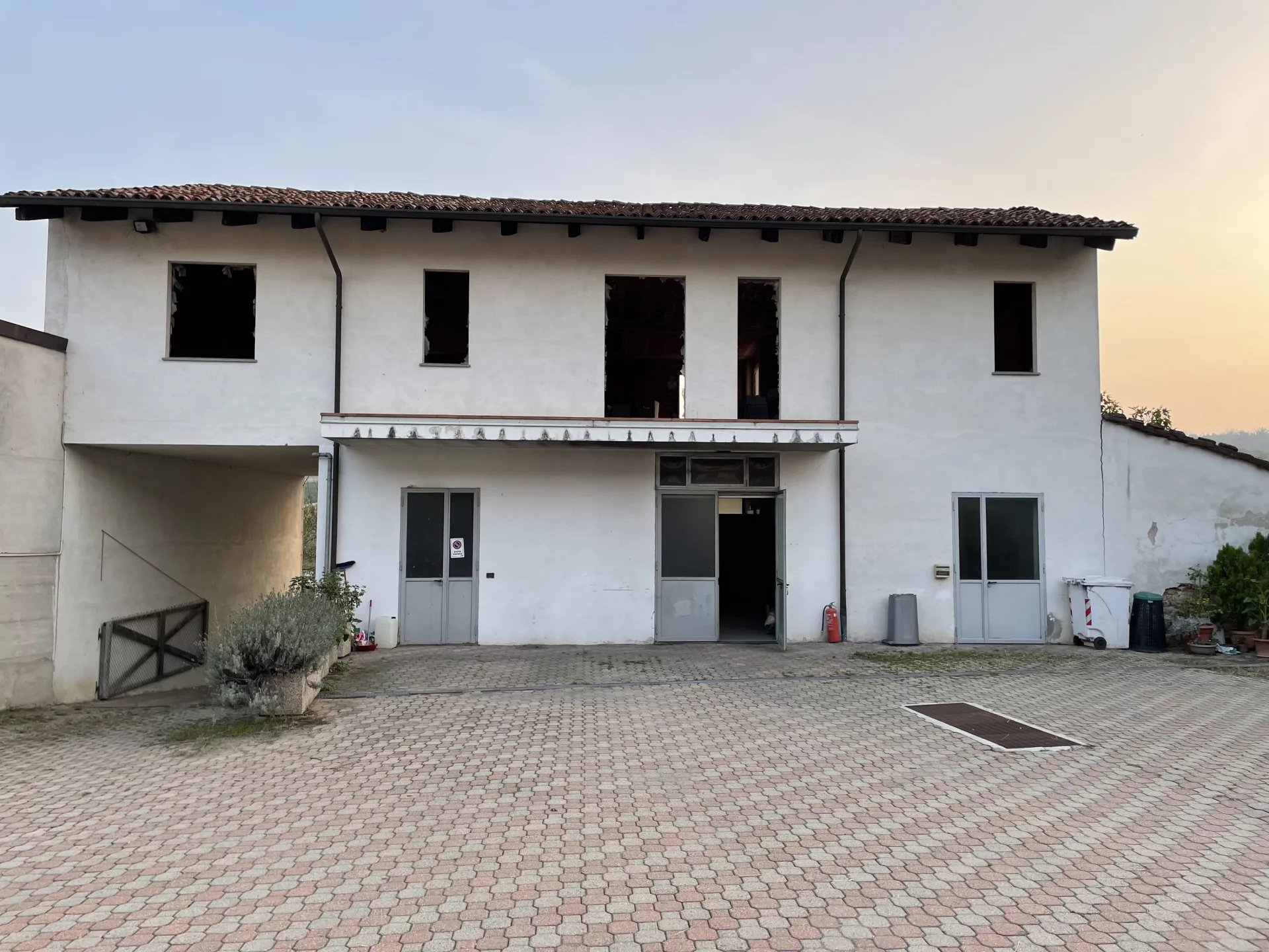 ALLOGGIO DA ULTIMARE IN CENTRO PAESE