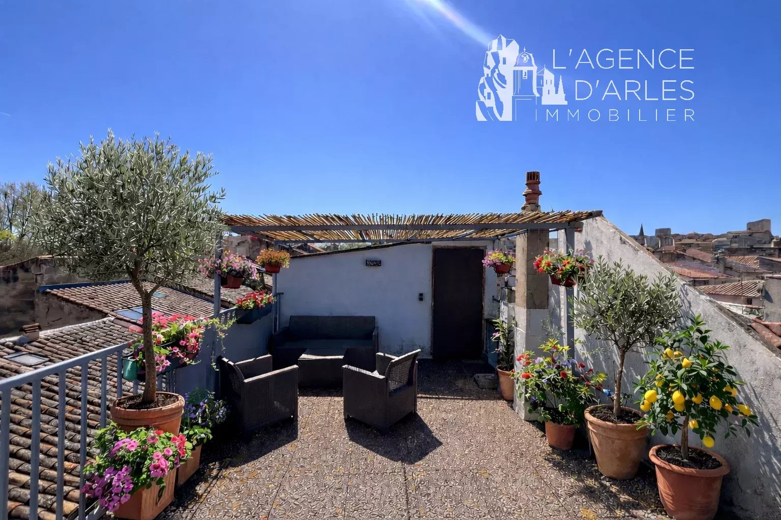 Agence immobilière de AGENCE DU PAYS D'ARLES