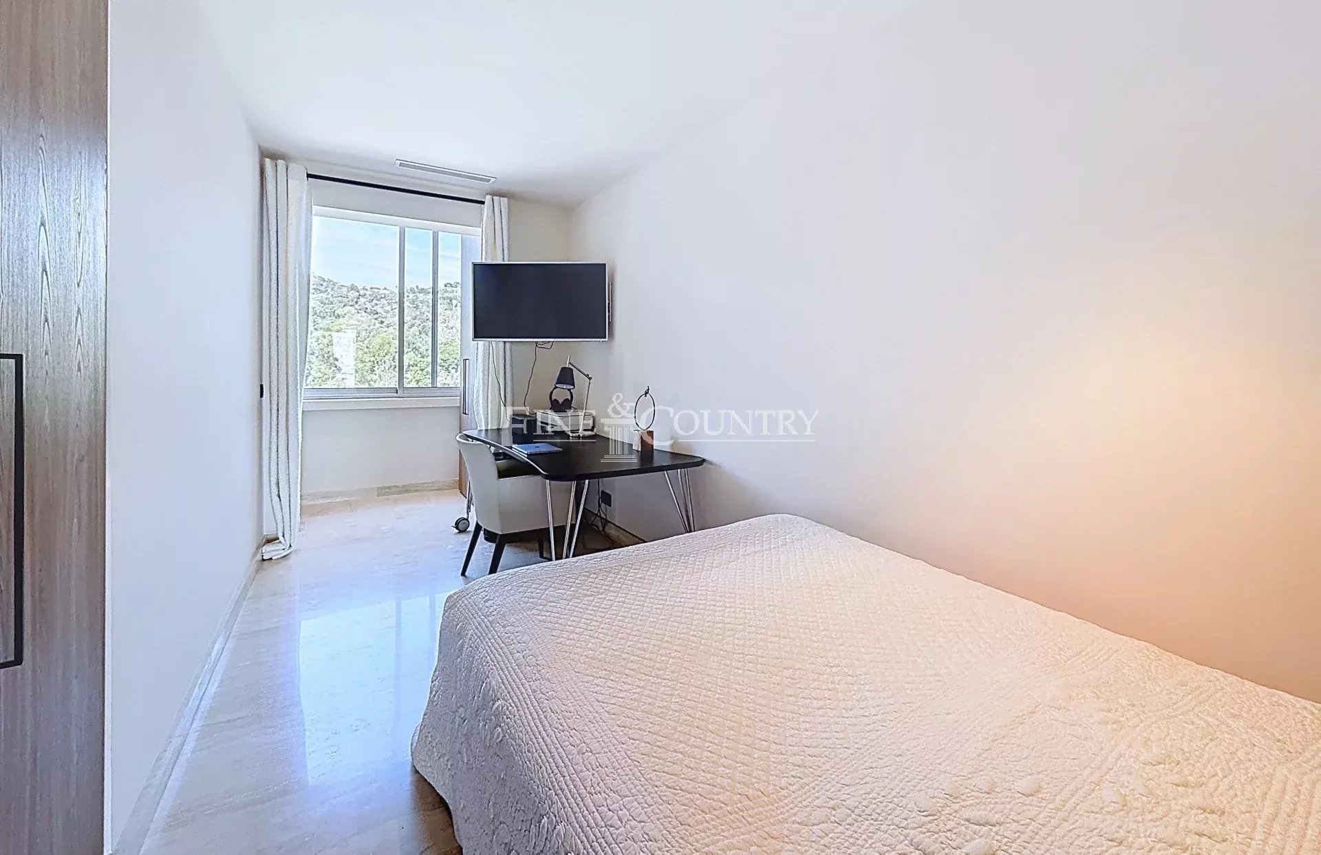 Photo of Apartment for sale in Cannes panoramic sea view