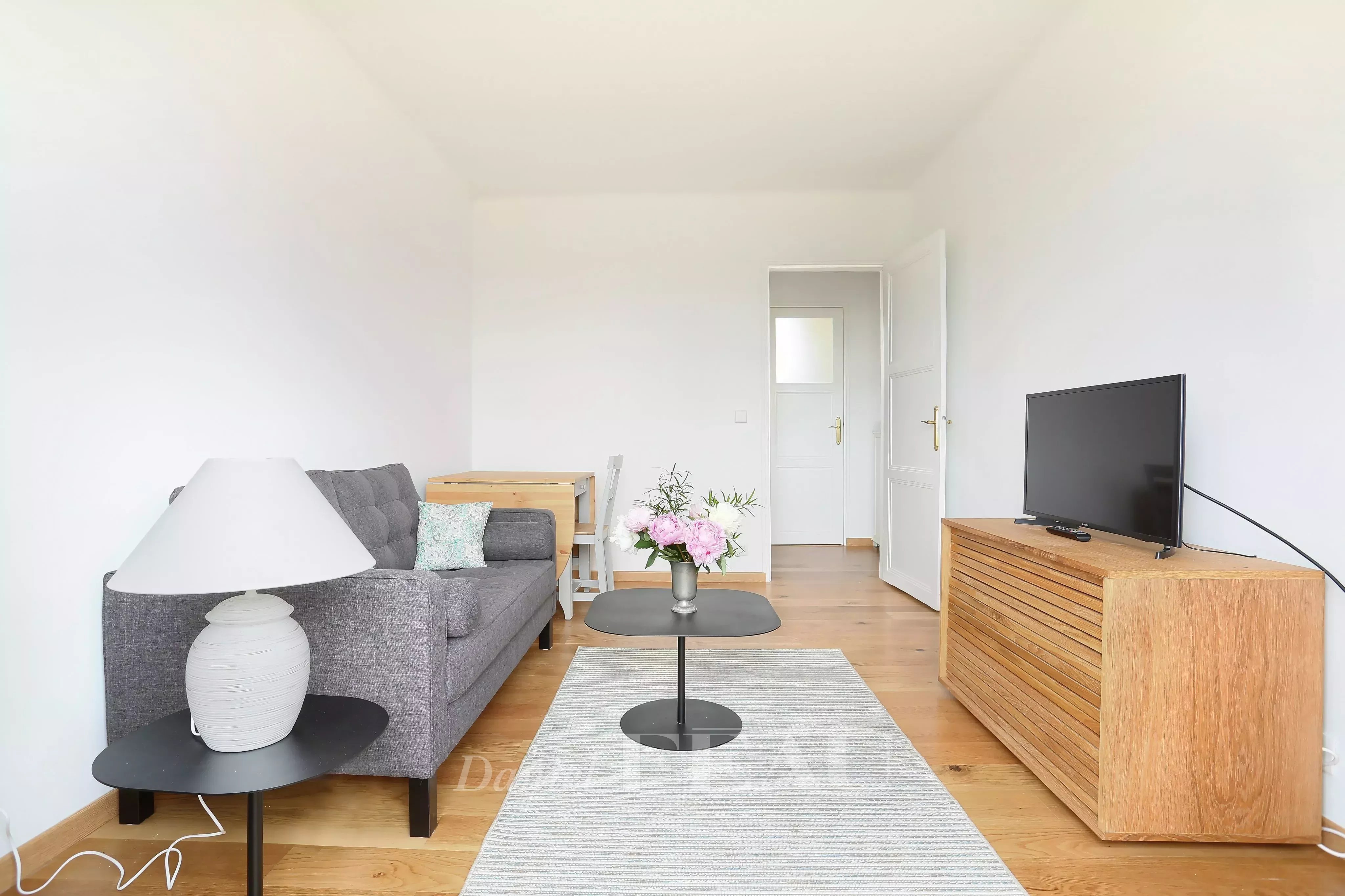 Rental Apartment Neuilly-sur-Seine