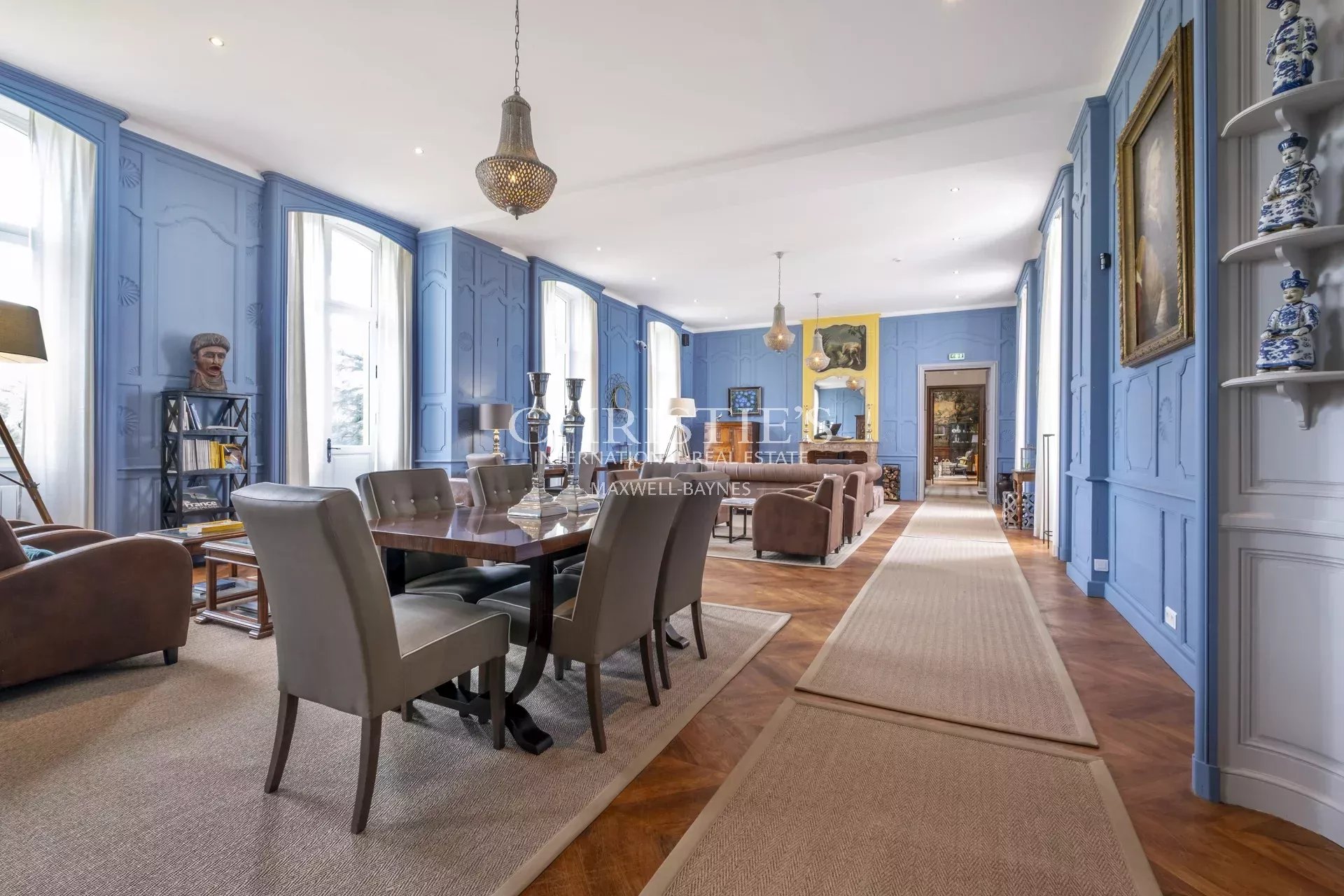 11 Bedroom Chateau's Image 24