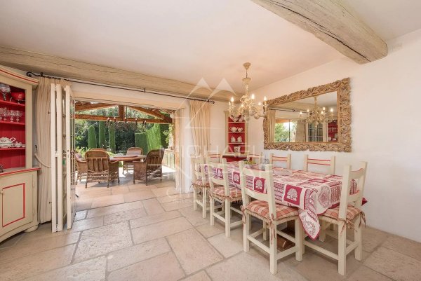 Close to Saint Paul de Vence - Architect villa — photo 5