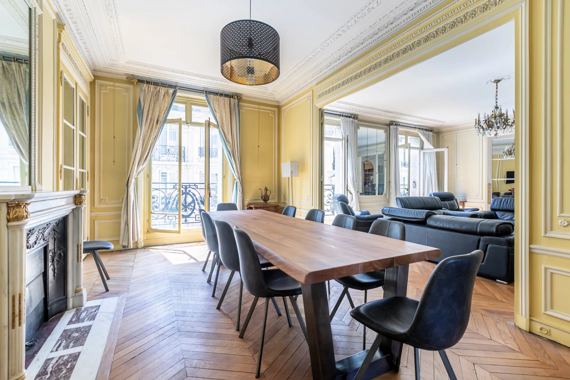 Exclusive – Paris 17 – Malesherbes / Tocqueville – 4/5-bedroom apartment – Carnot school catchment area - picture 2