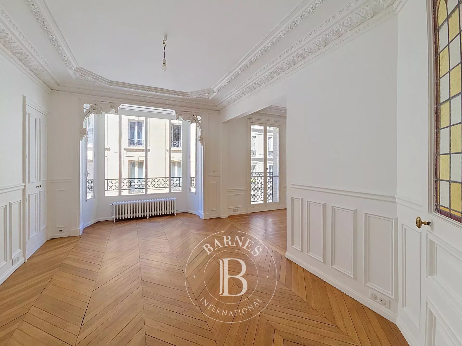 Paris  - Apartment 3 Bedrooms - picture 2