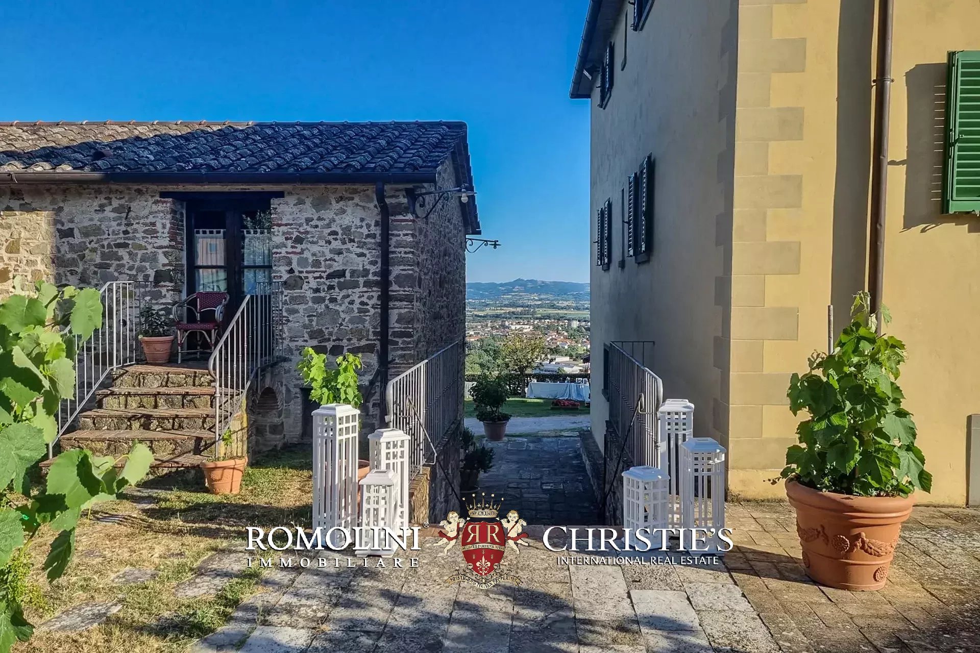 16 Bedroom Villa/Townhouse's Image 34