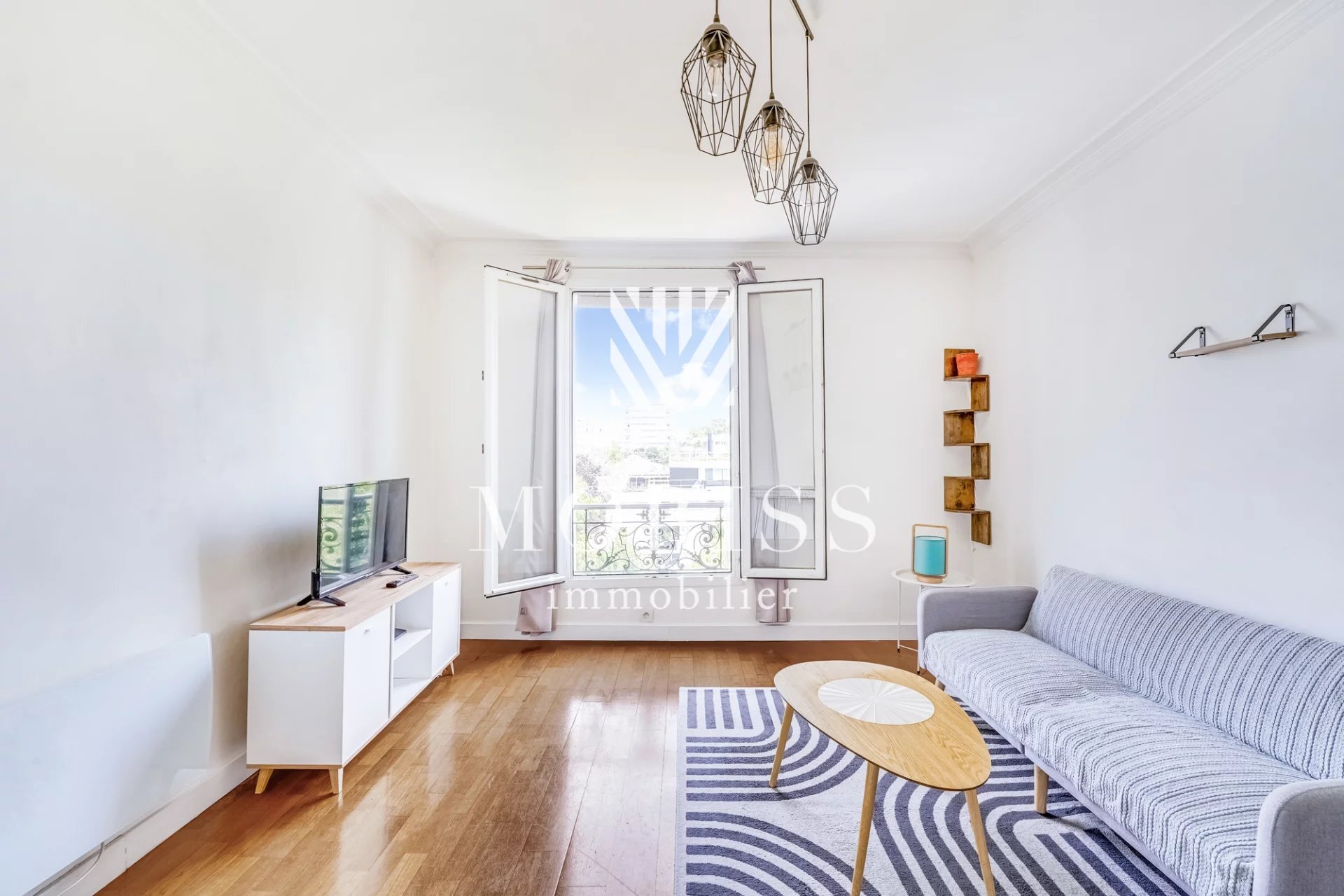 2 PIÈCES - RUE DU MAROC - CALME - 75019 PARIS - Image Array