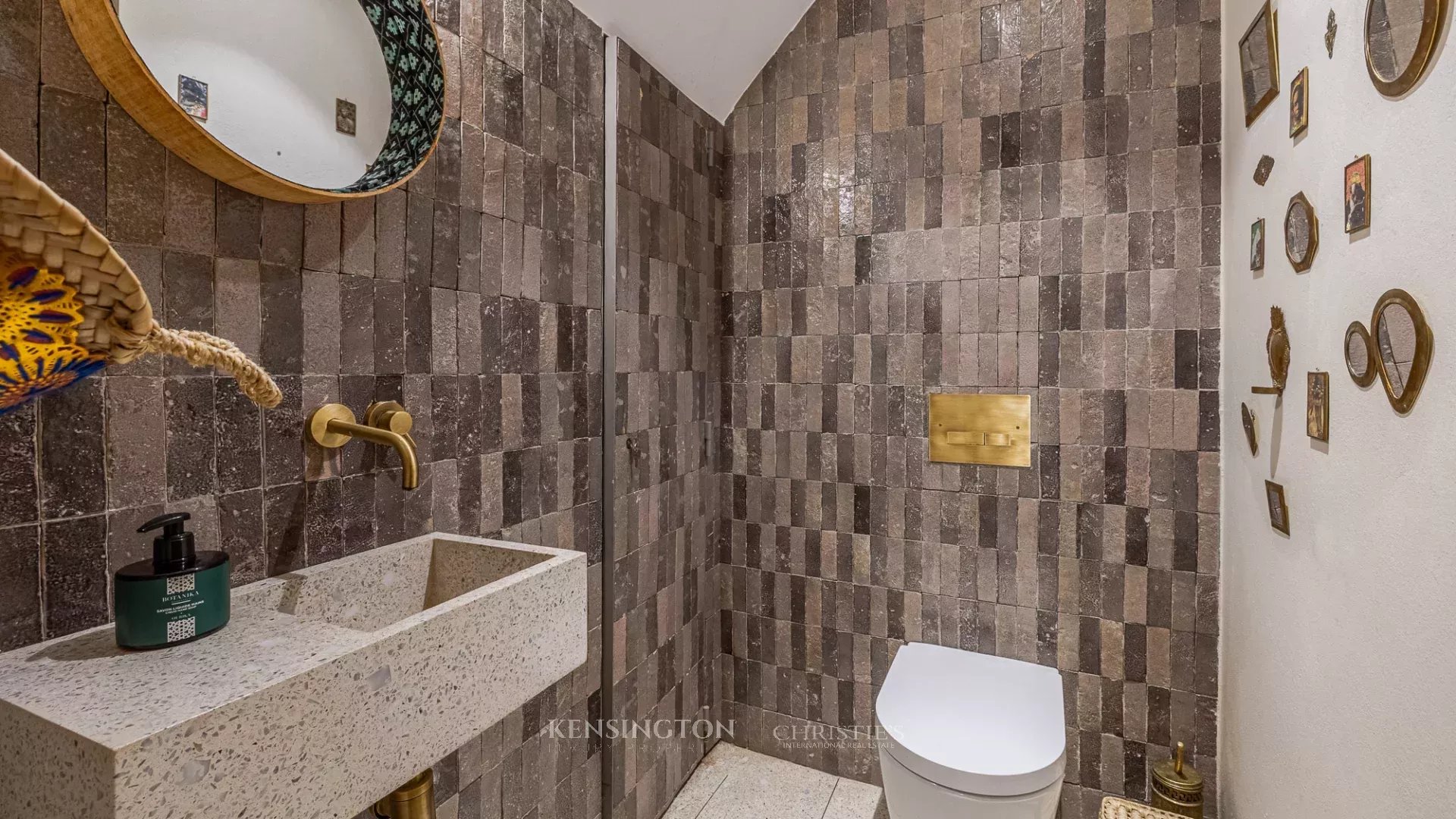 3 Bedroom Villa/Townhouse's Image 32