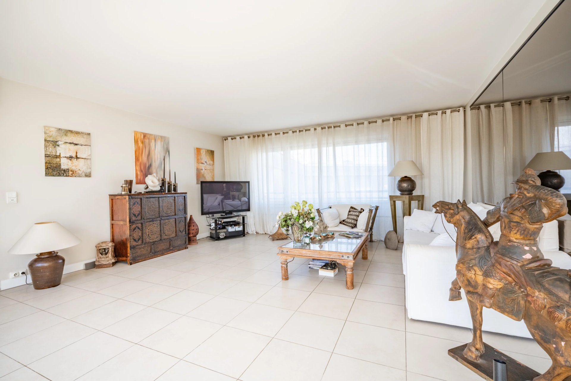 3 Bedroom Apartment/Flat's Image 11