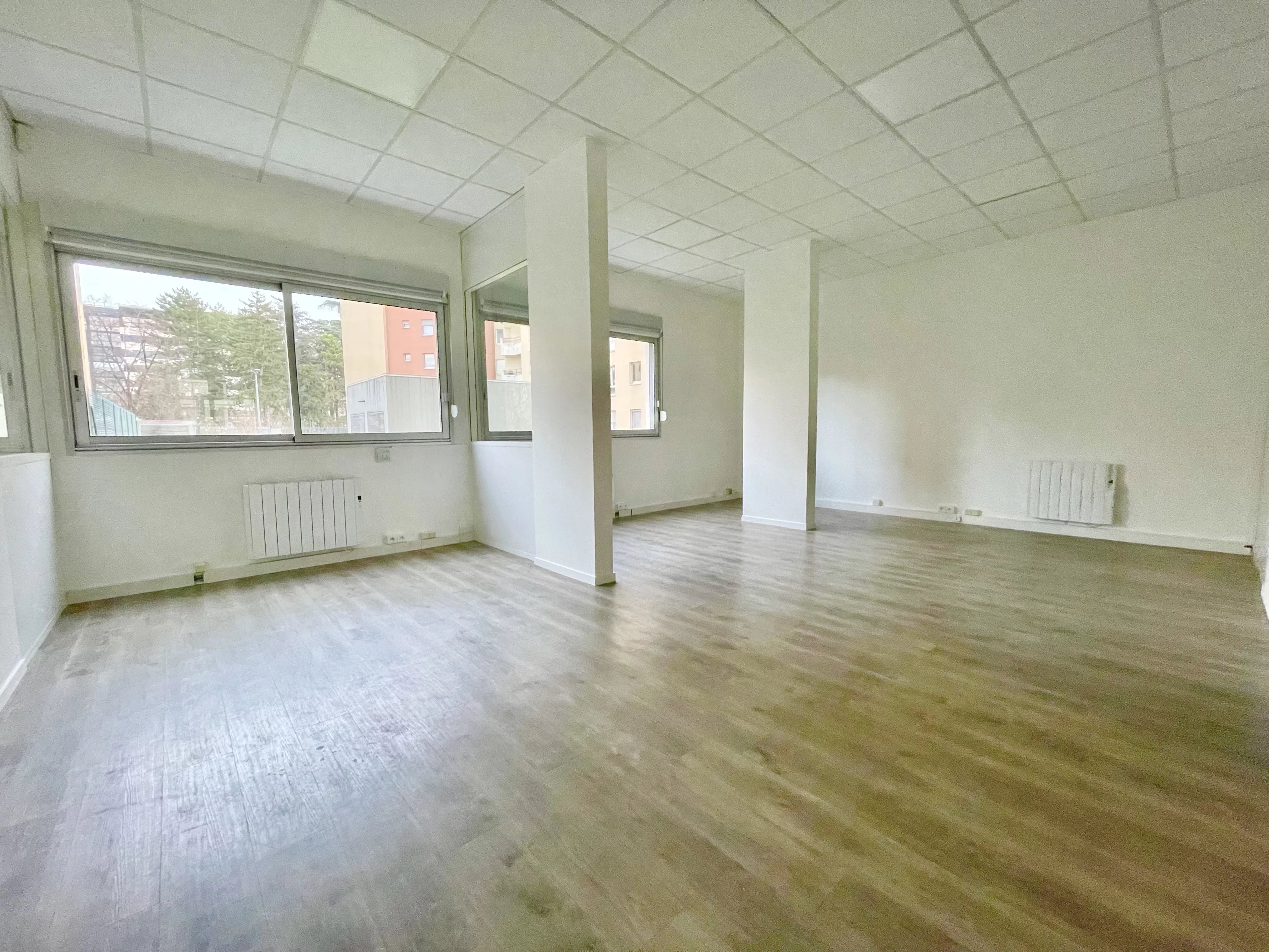 Bureaux 120 m² Gare TGV Part-Dieu 69003 LYON