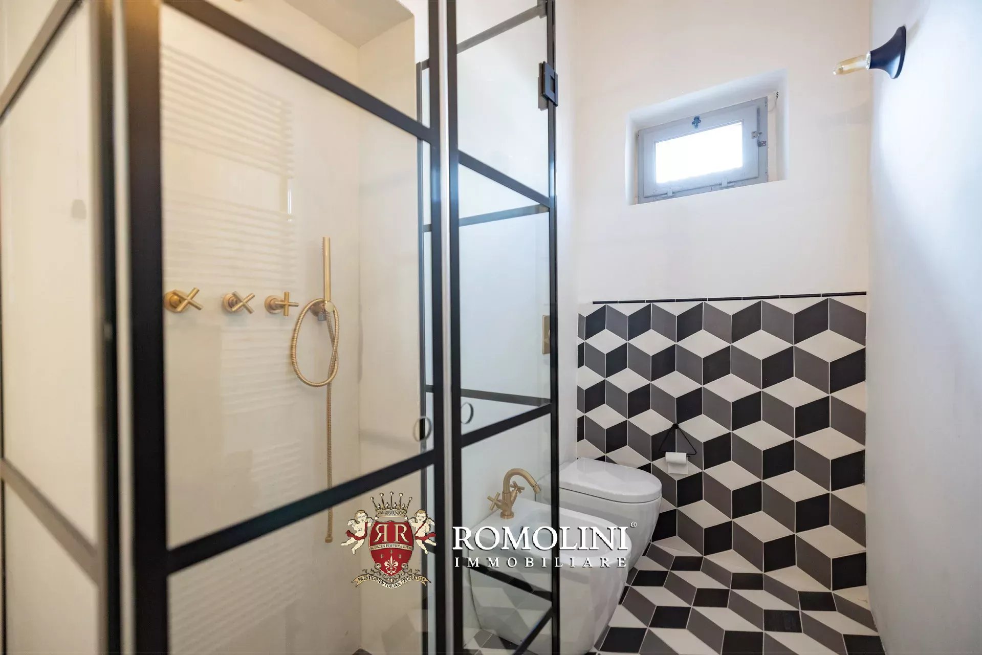3 Bedroom Apartment/Flat's Image 21