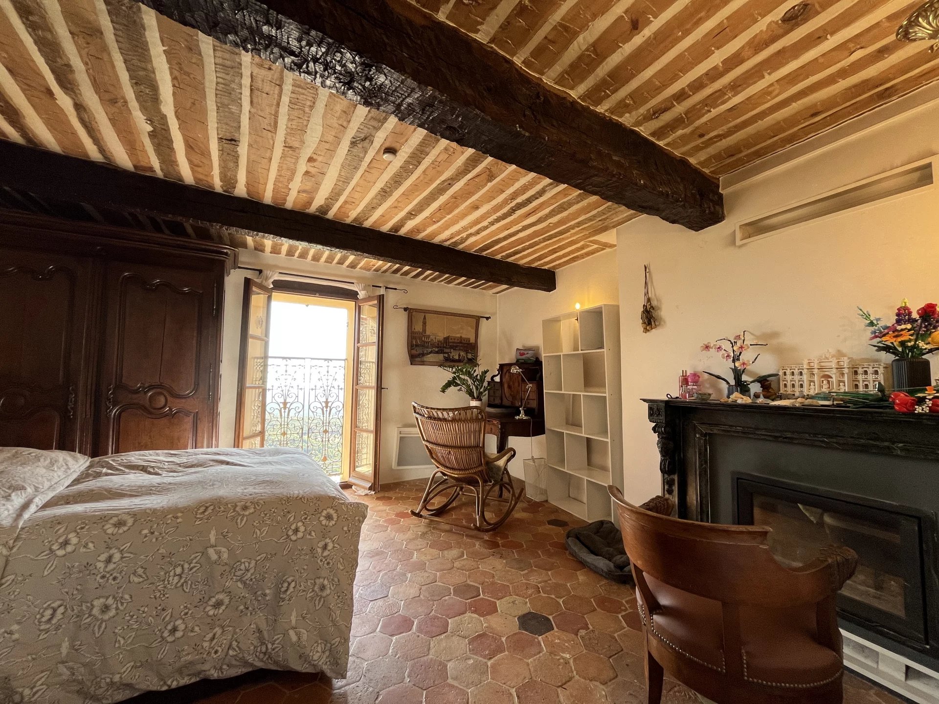 Charming village house with independent studio - MONS Charming village house with independent studio - MONS