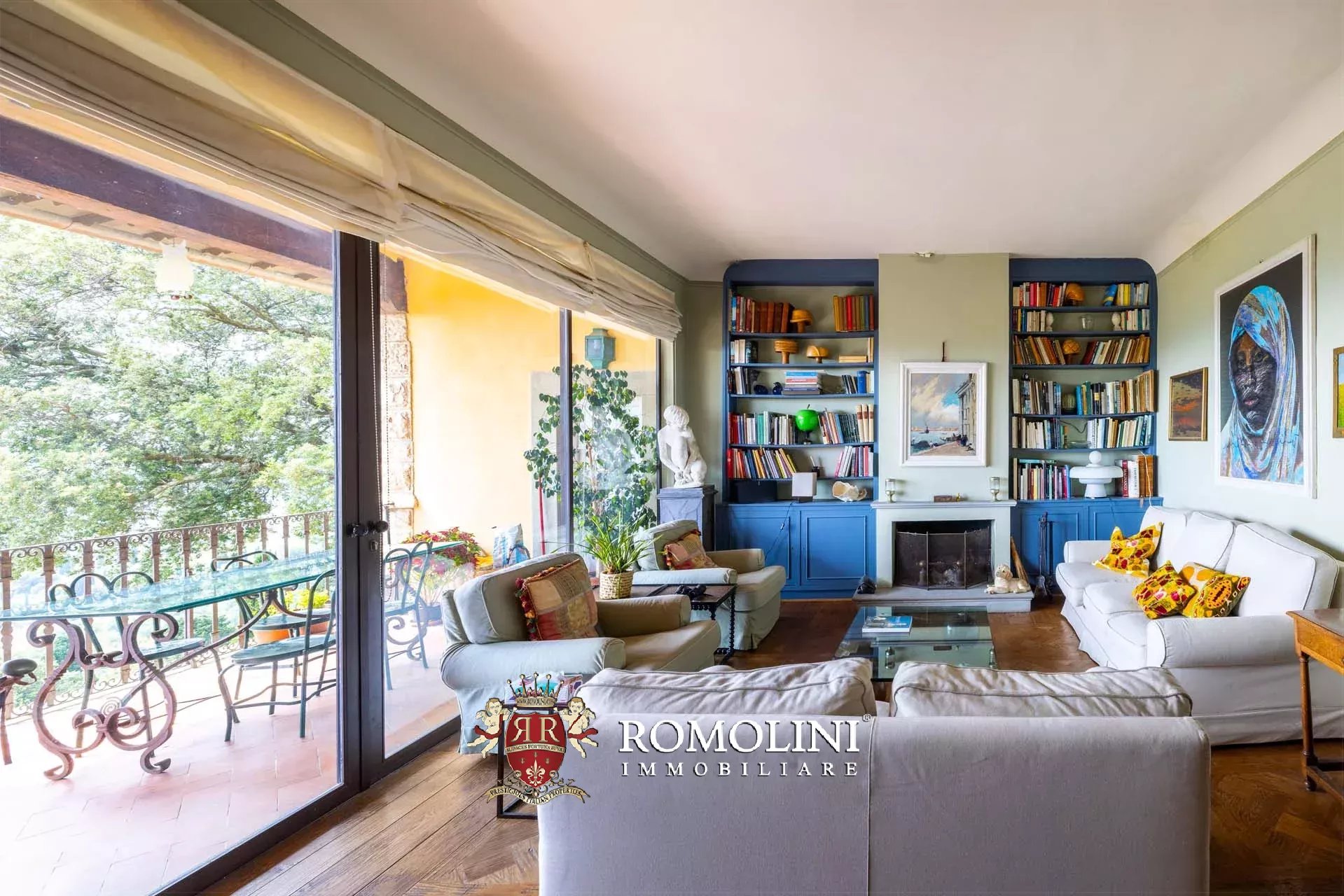 7 Bedroom Villa/Townhouse's Image 21