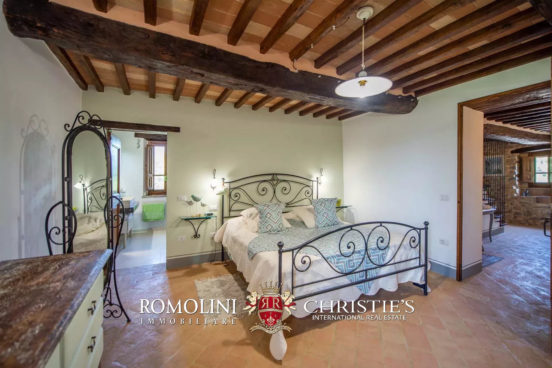 4 Bedroom Villa/Townhouse's Image 69