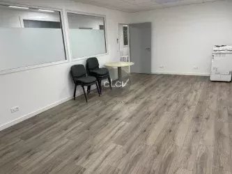 Bureaux de 28 m² 69330 MEYZIEU